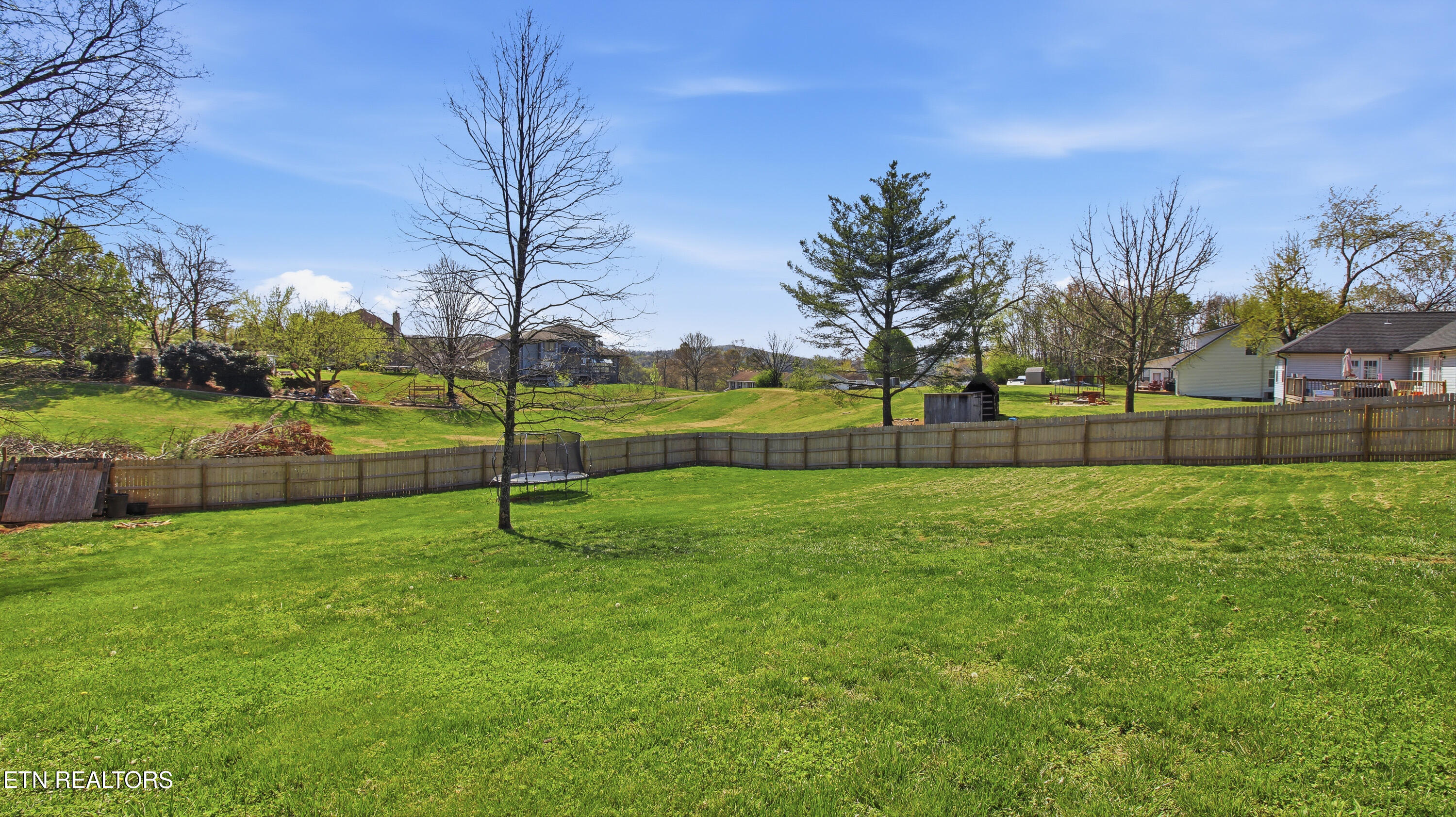 1435 Club Drive Loudon TN 37774