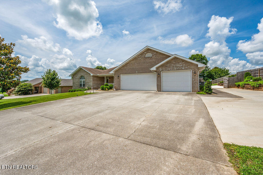 674 Southview Circle Kodak TN 37764