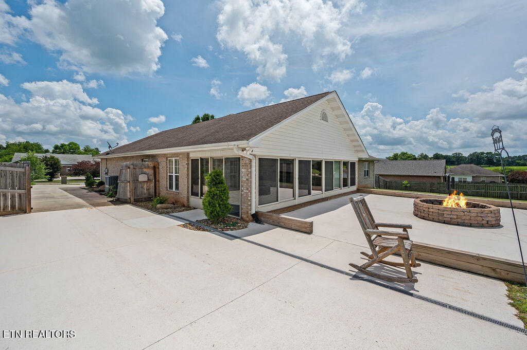 674 Southview Circle Kodak TN 37764