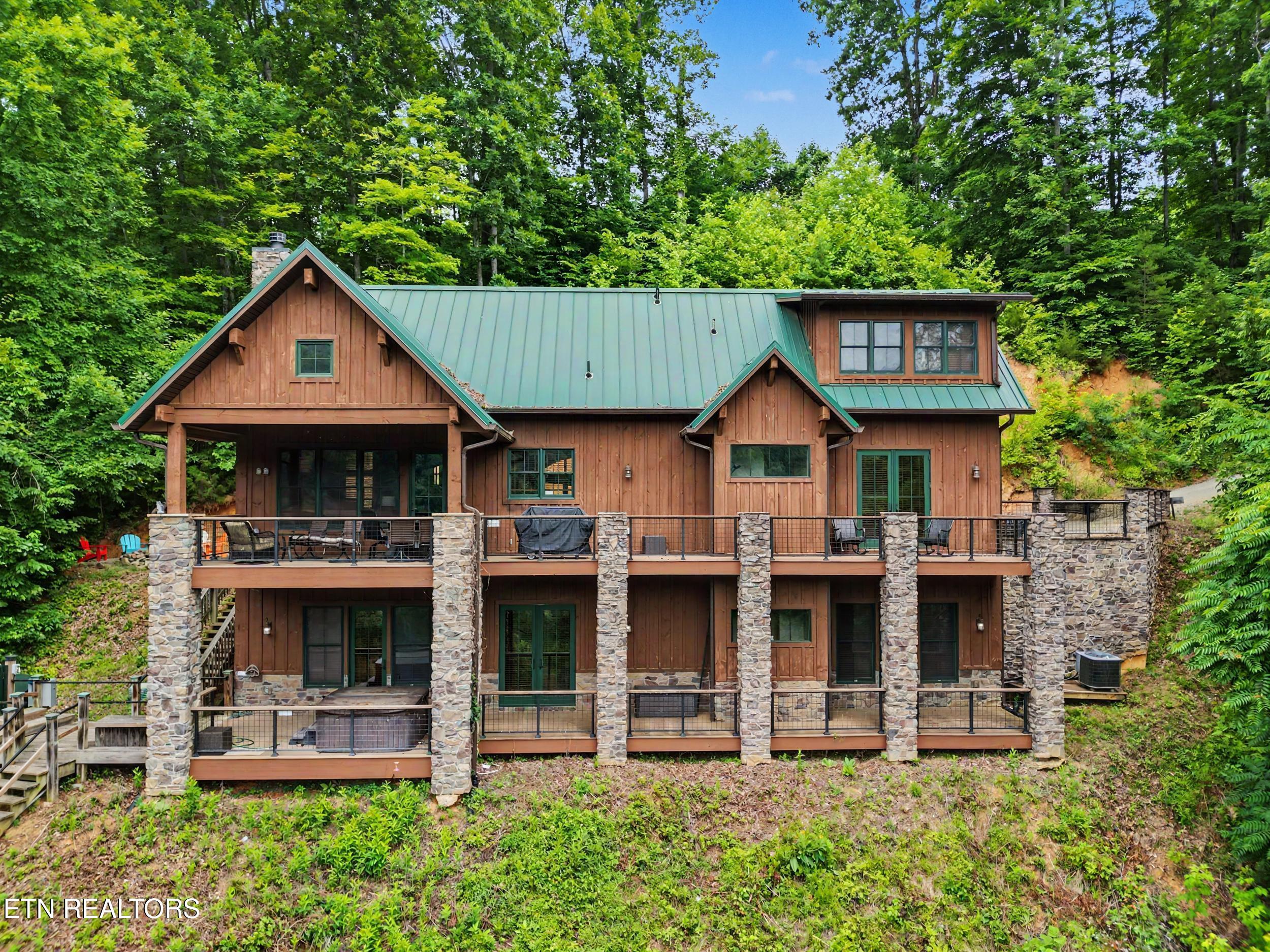 New Tazewell TN, 836 & 835 Jacks Bluff Road