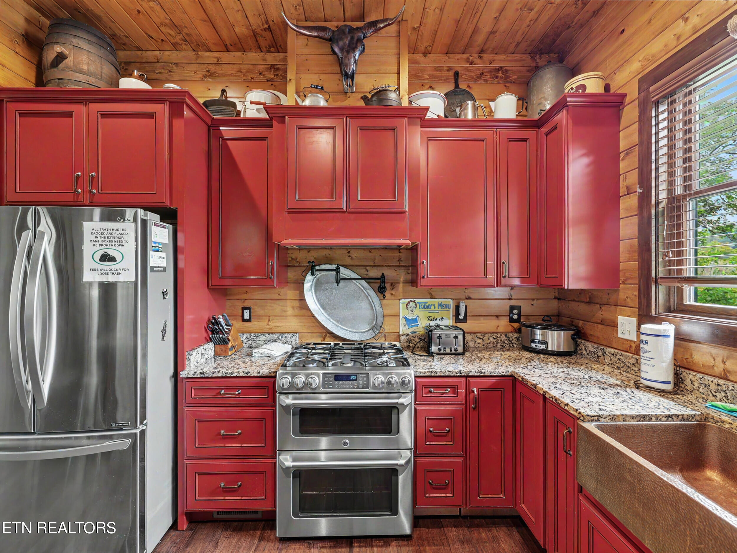 836 & 835 Jacks Bluff Road New Tazewell TN 37825