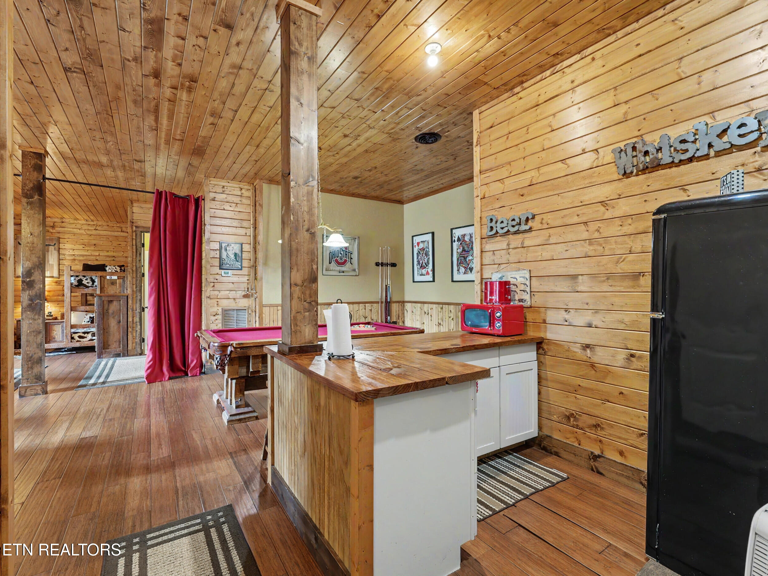 836 & 835 Jacks Bluff Road New Tazewell TN 37825