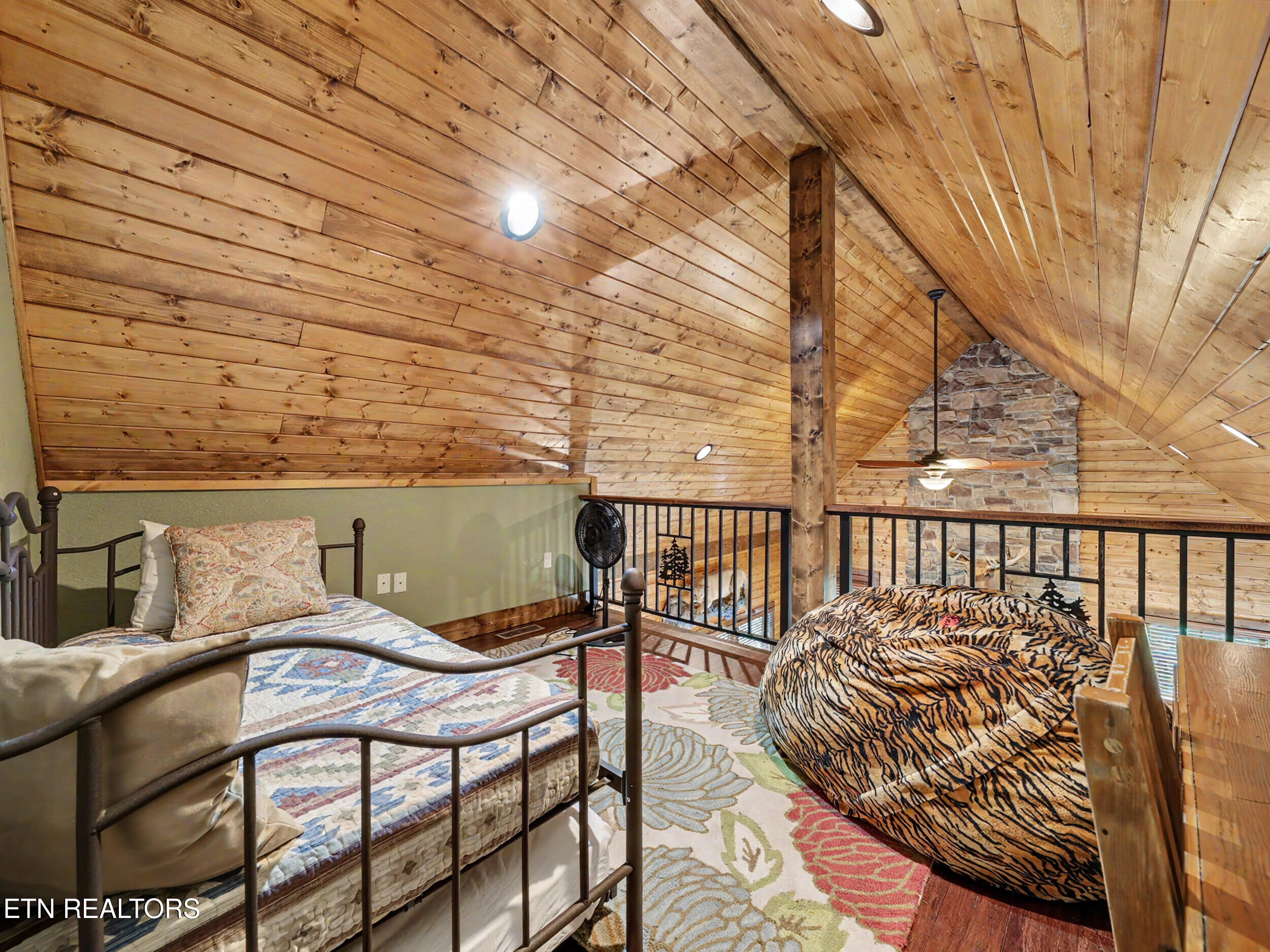 836 & 835 Jacks Bluff Road New Tazewell TN 37825