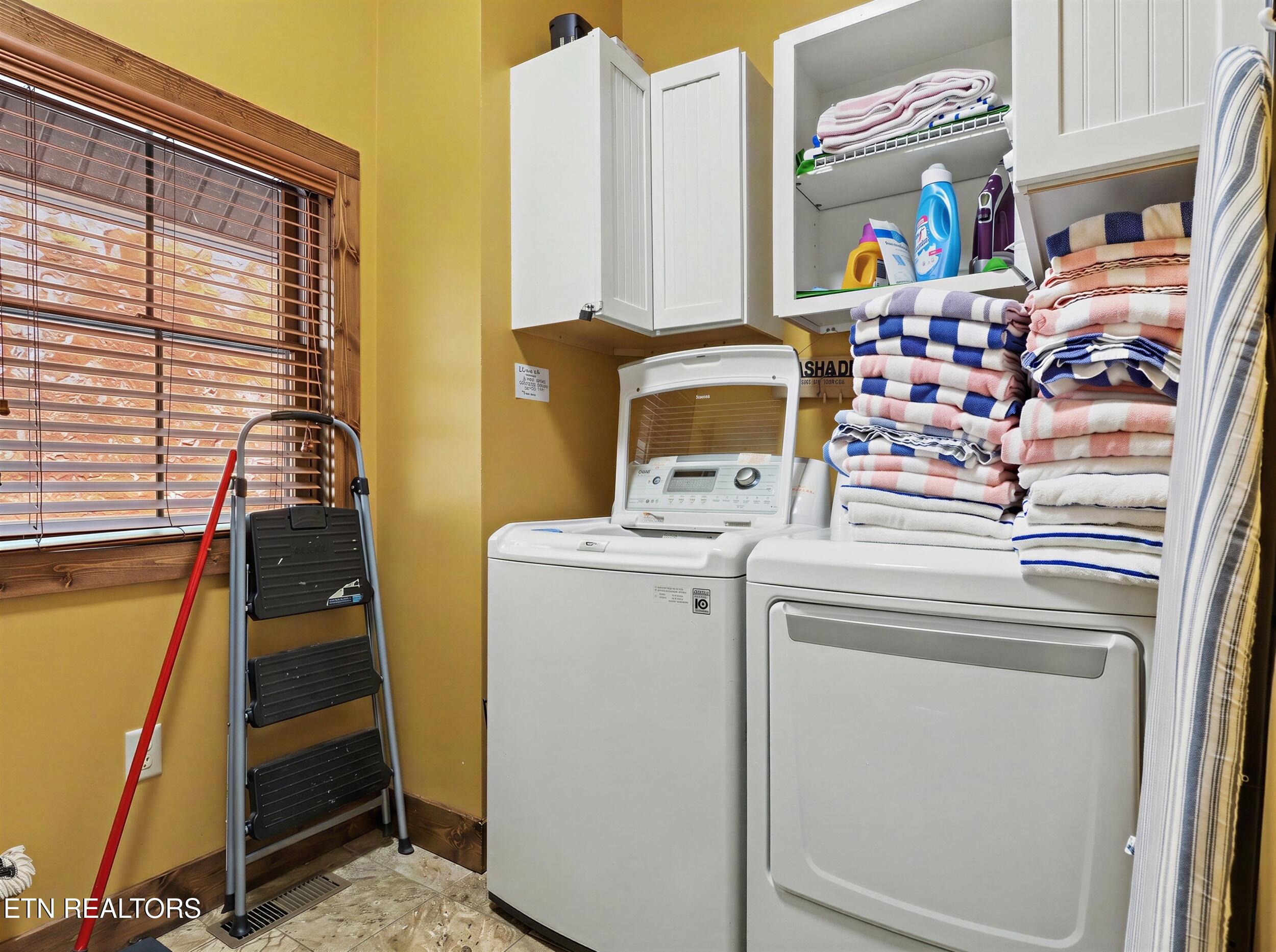 836 & 835 Jacks Bluff Road New Tazewell TN 37825