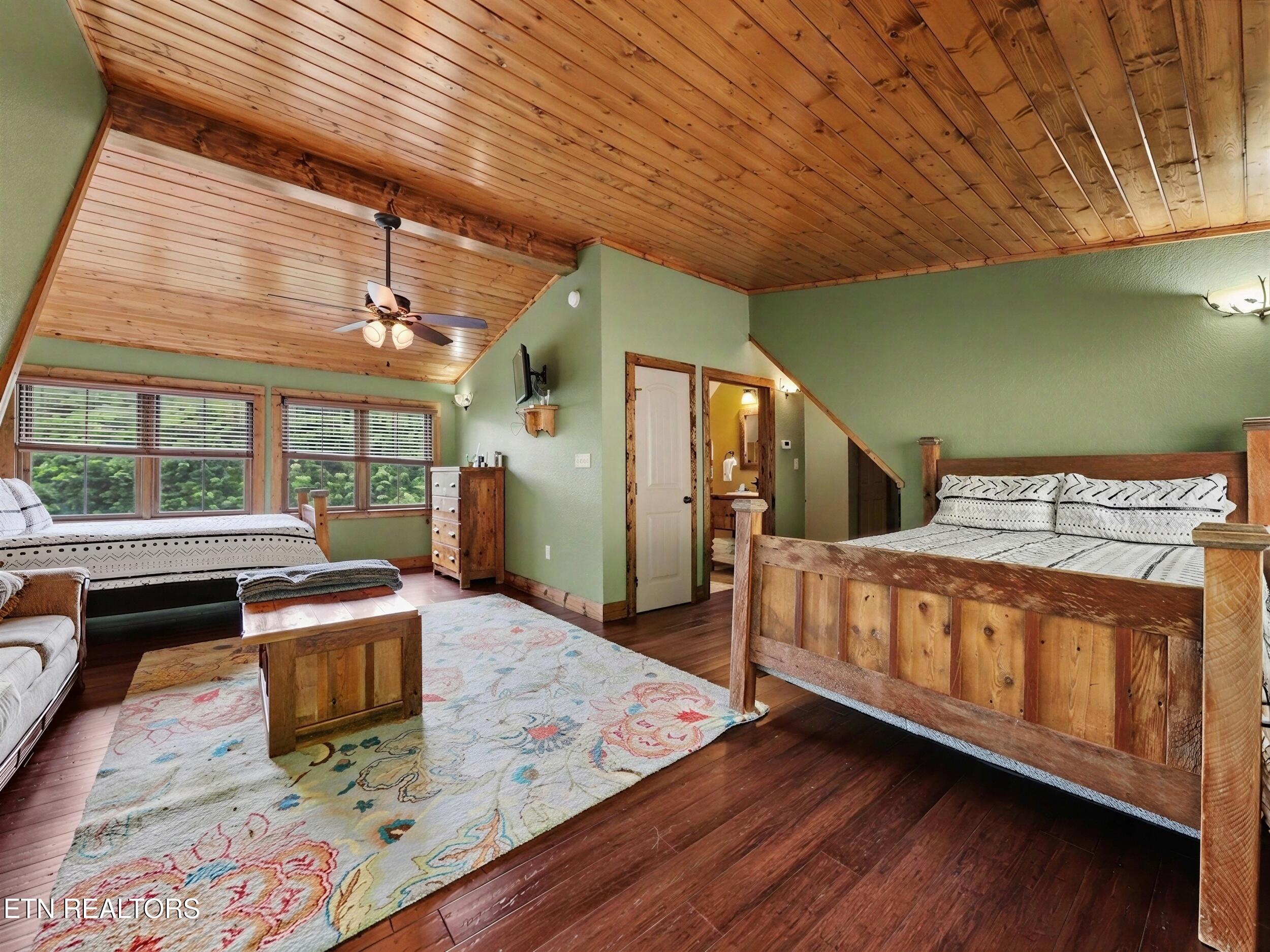 836 & 835 Jacks Bluff Road New Tazewell TN 37825