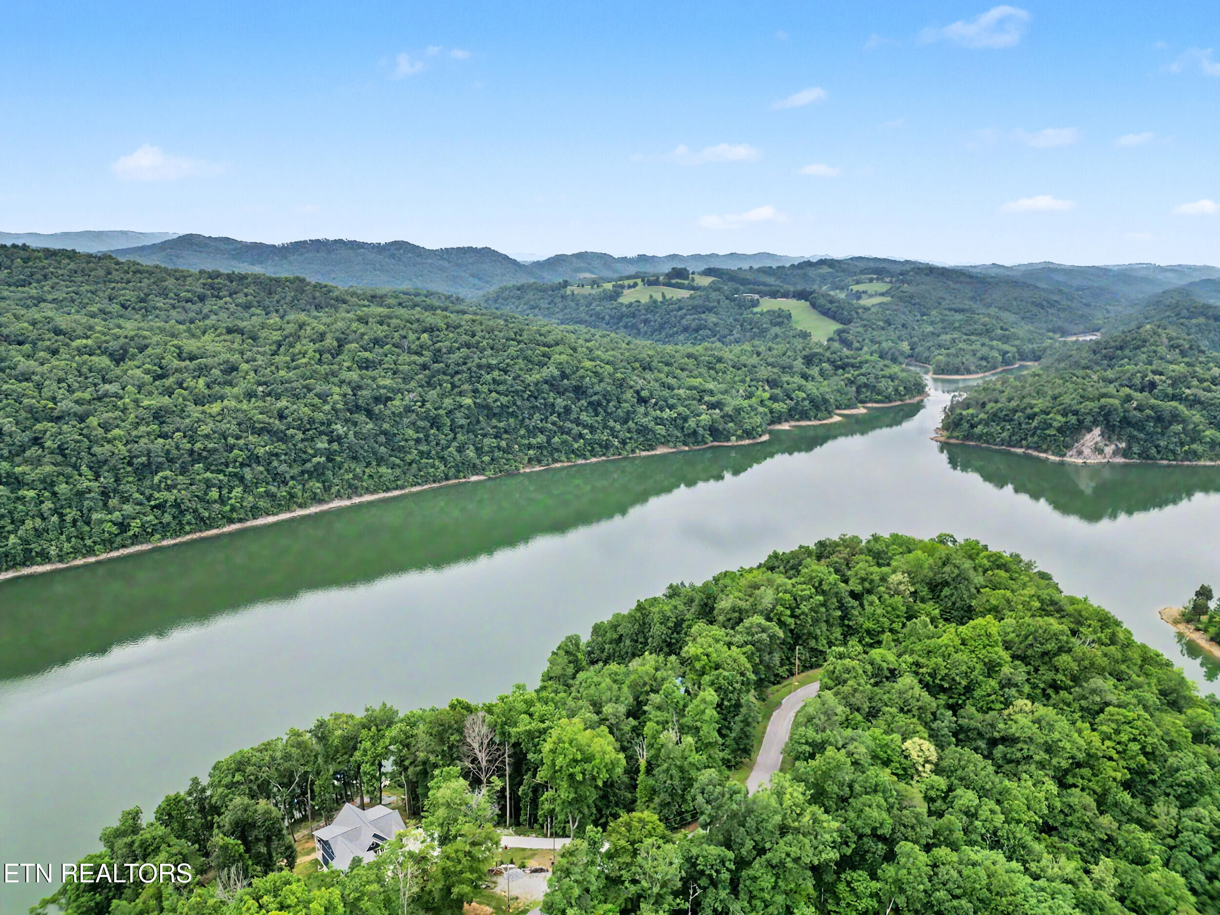 836 & 835 Jacks Bluff Road New Tazewell TN 37825