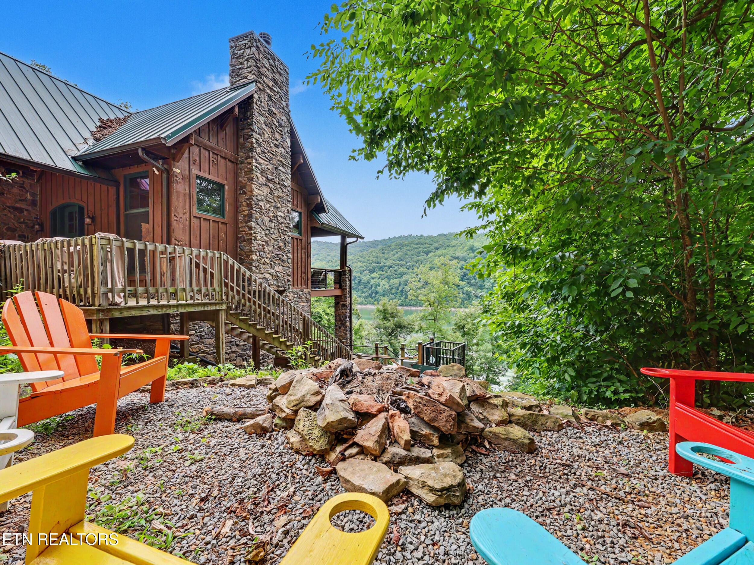 836 & 835 Jacks Bluff Road New Tazewell TN 37825
