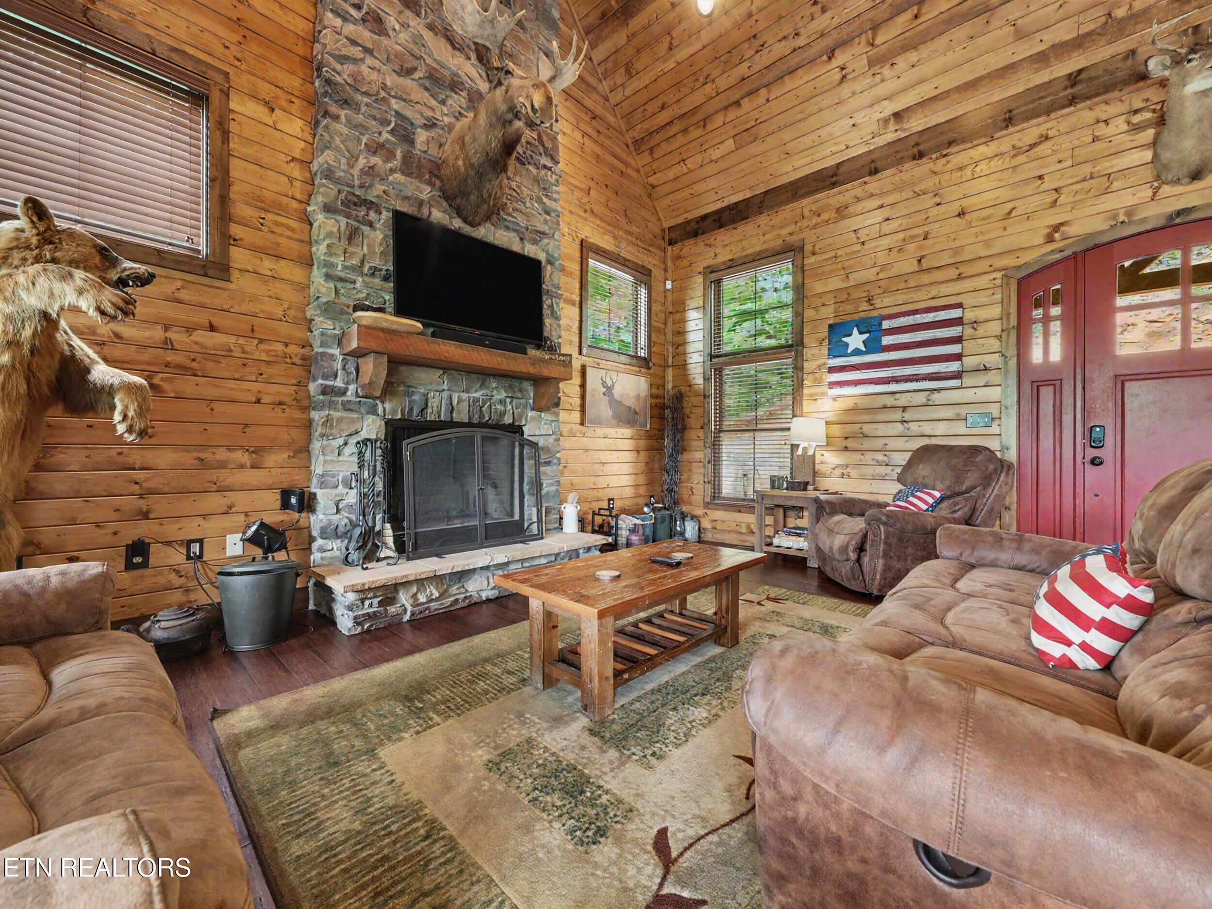 836 & 835 Jacks Bluff Road New Tazewell TN 37825