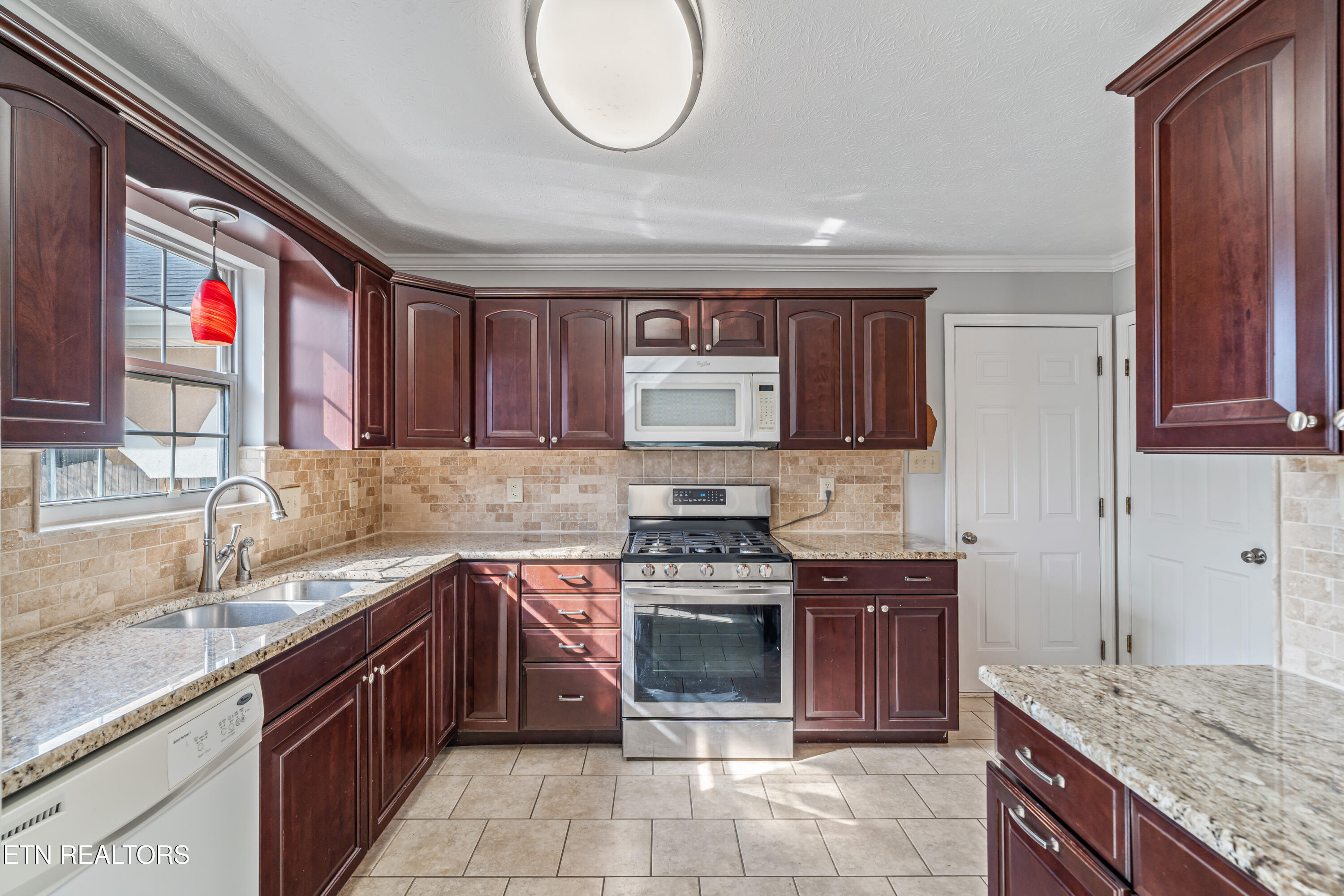 522 Bushwood Drive Knoxville TN 37918