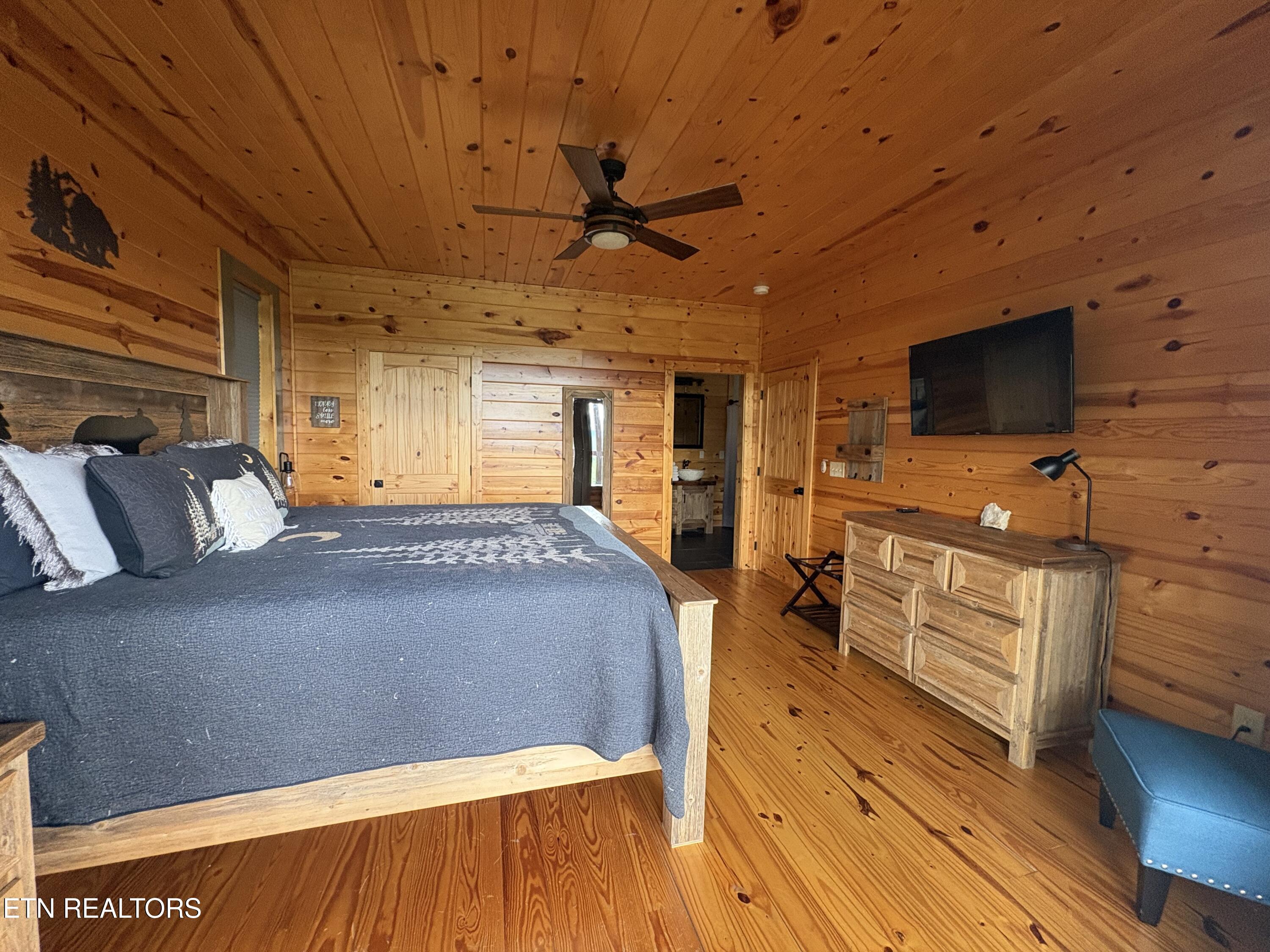Gatlinburg TN 37738