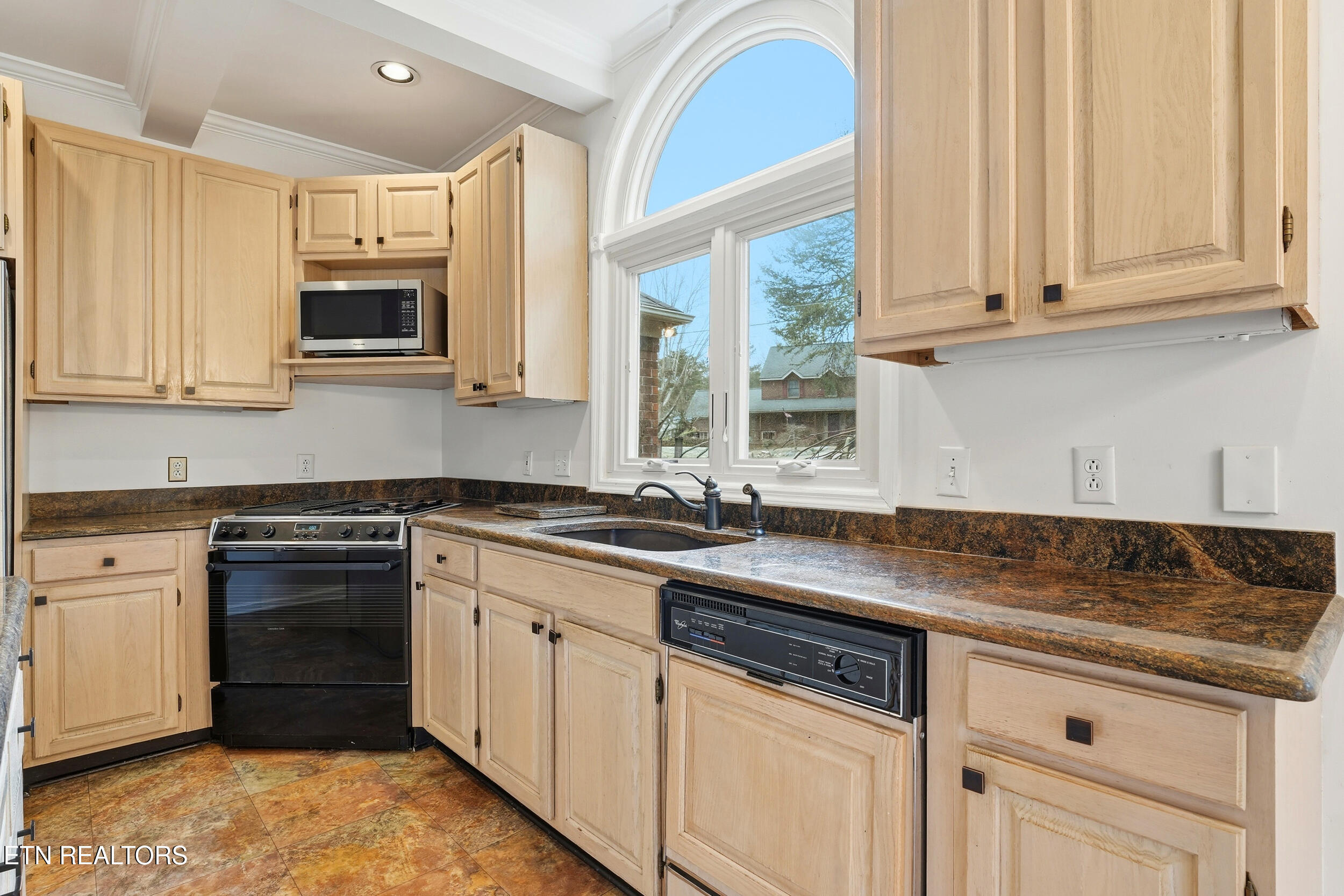 350 River Chase Road Lenoir City TN 37772