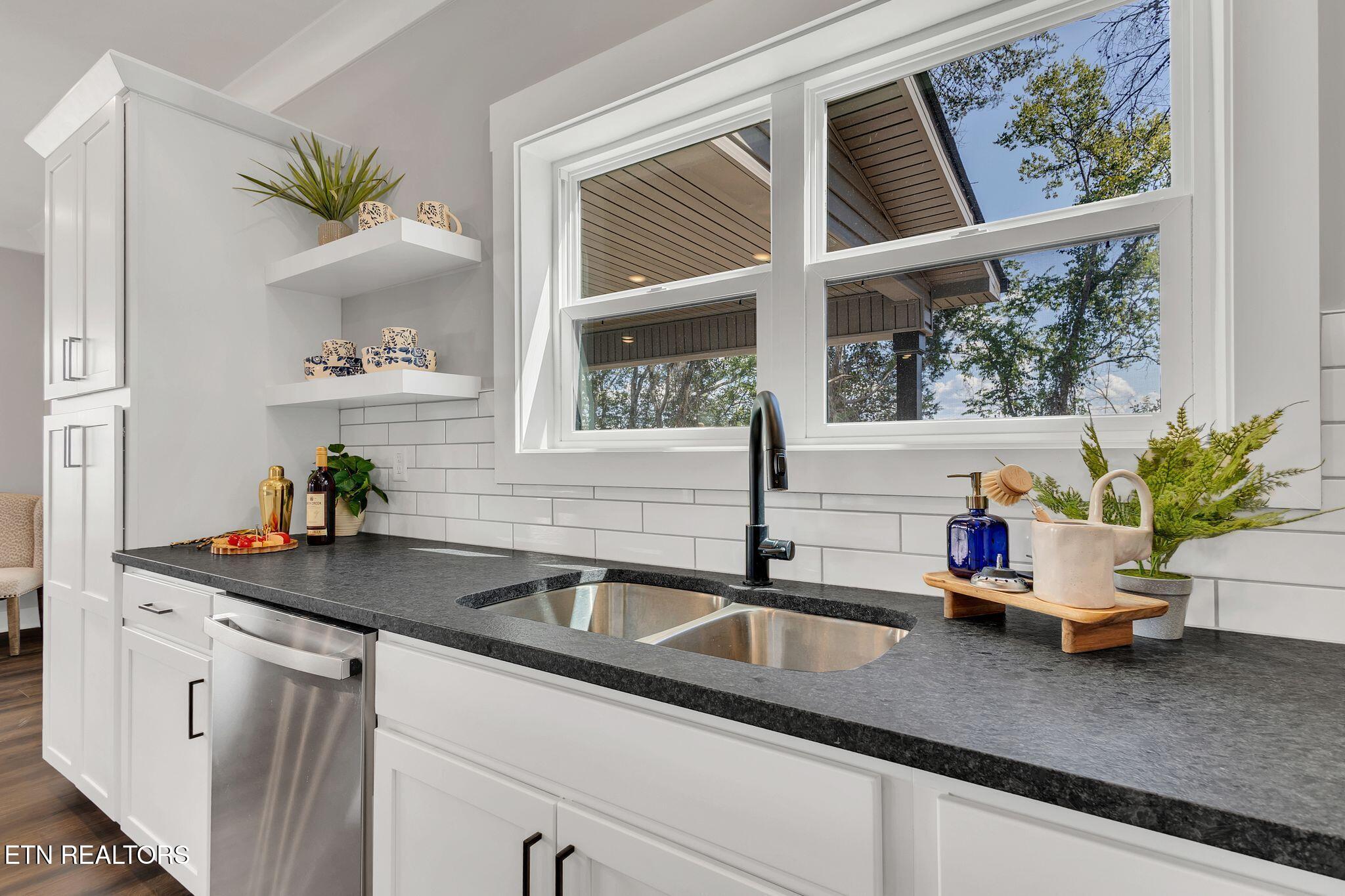 7132 Gentle Rain Road Knoxville TN 37920