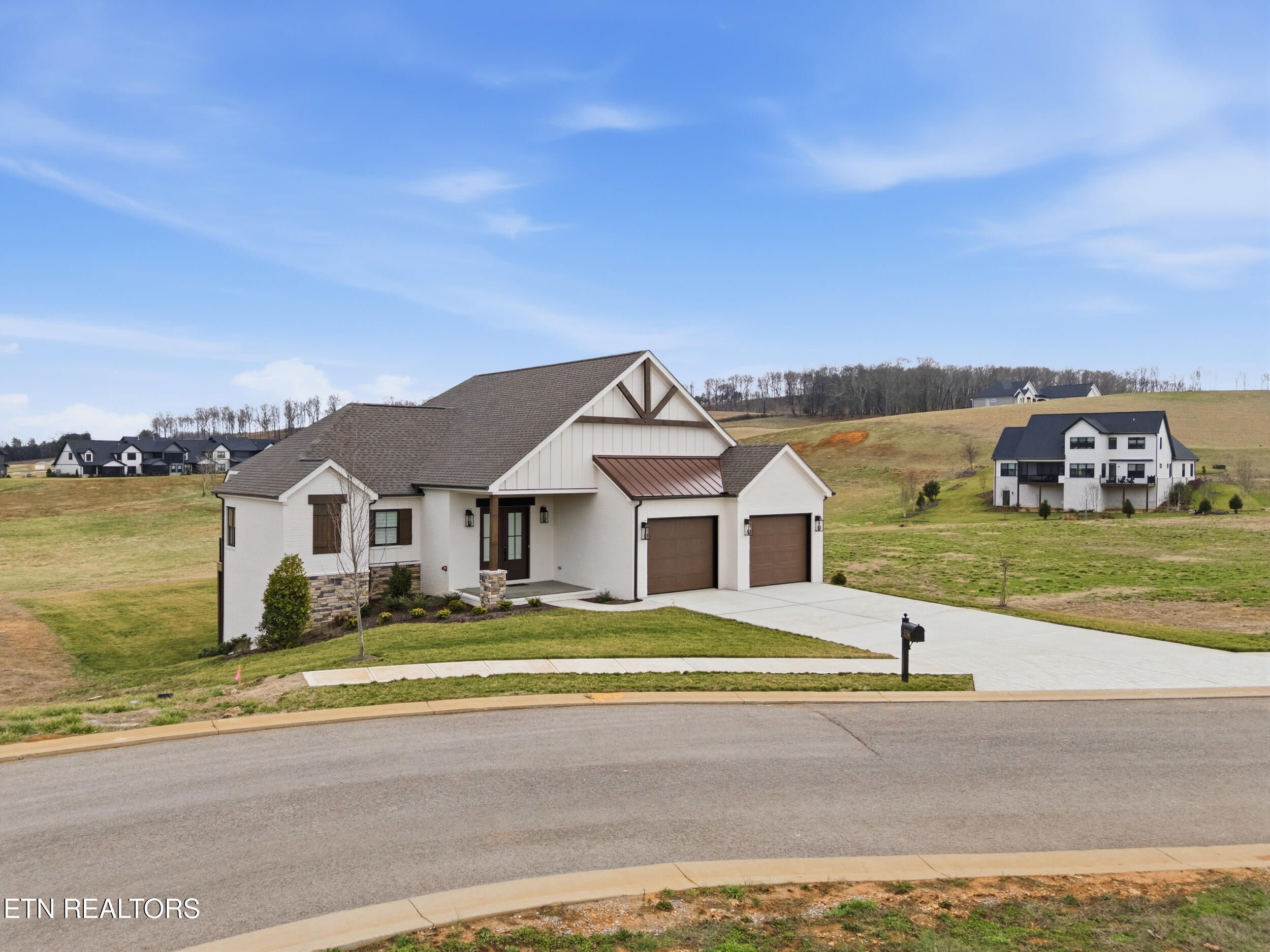 5296 Old Club Road Loudon TN 37774