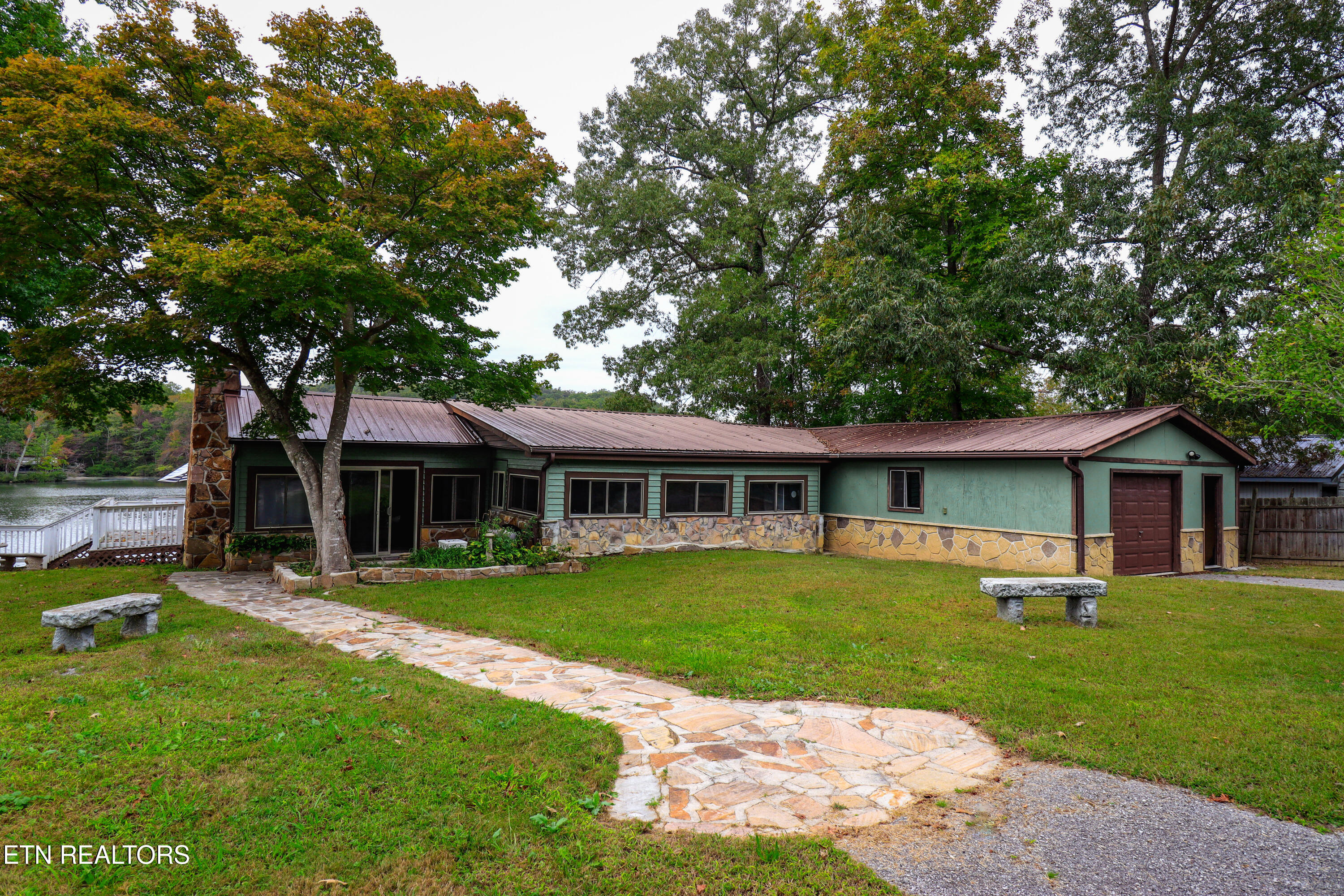 130 Hickory Lane Kingston TN 37763