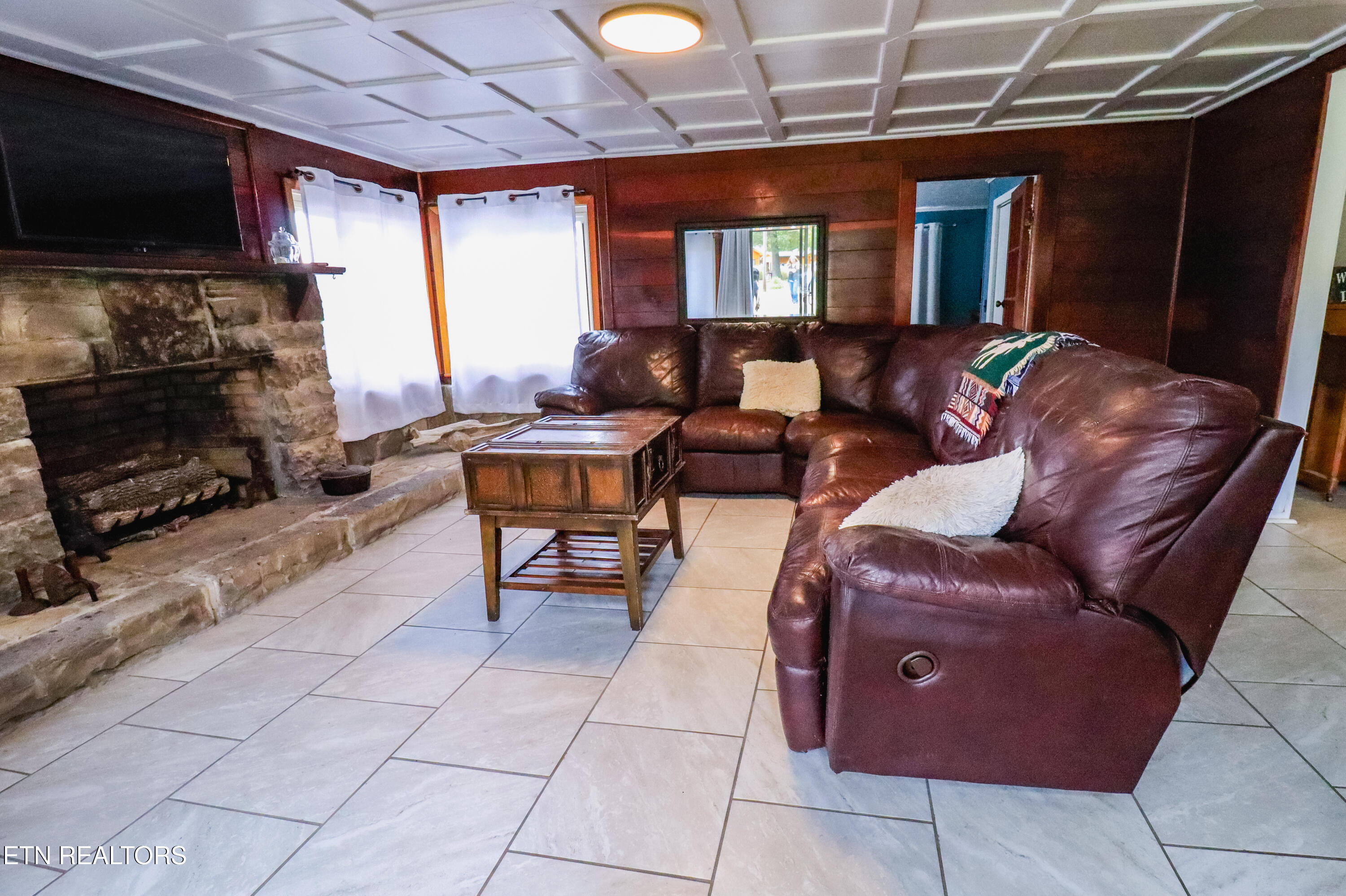 130 Hickory Lane Kingston TN 37763