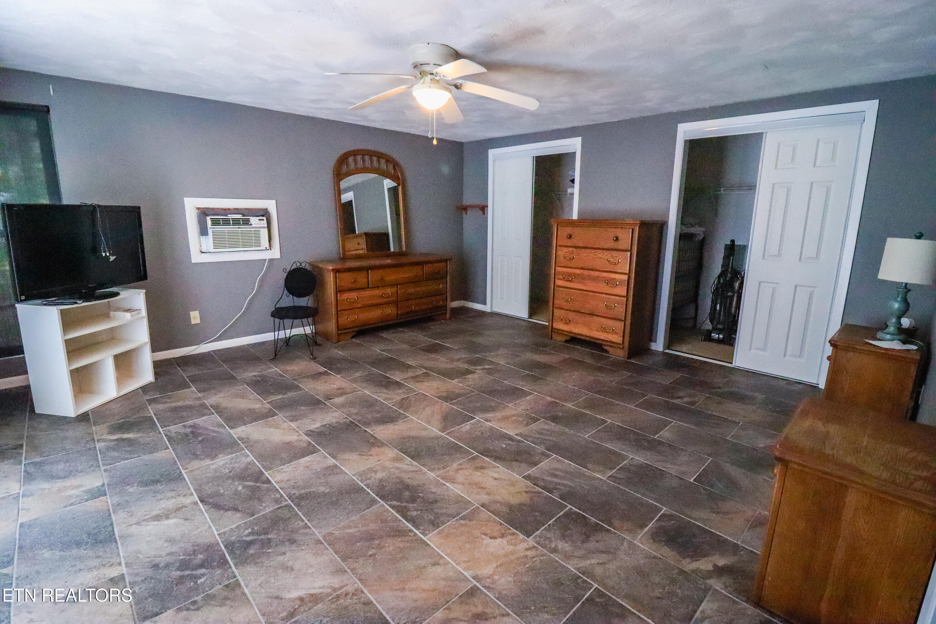 130 Hickory Lane Kingston TN 37763