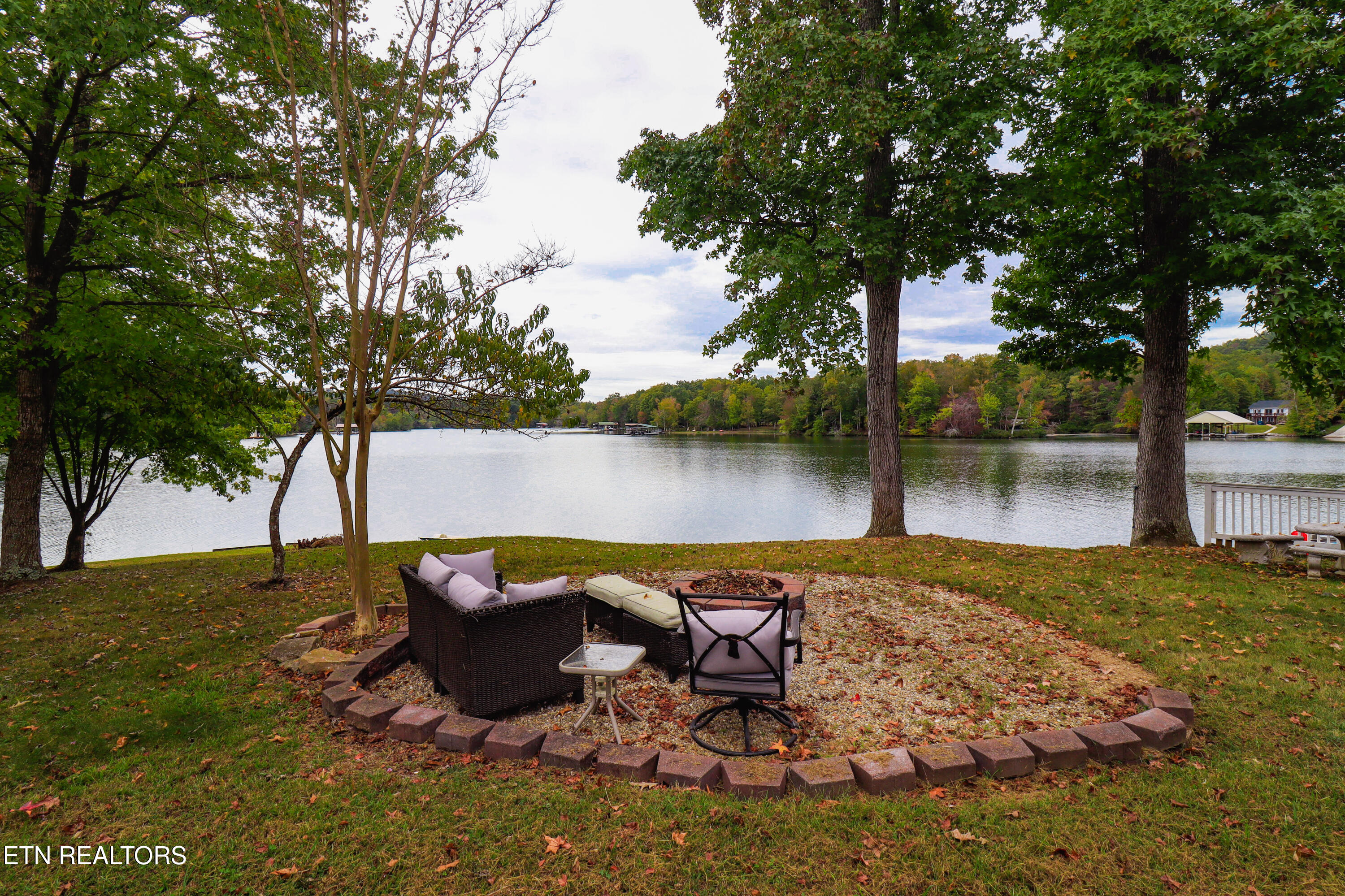 130 Hickory Lane Kingston TN 37763