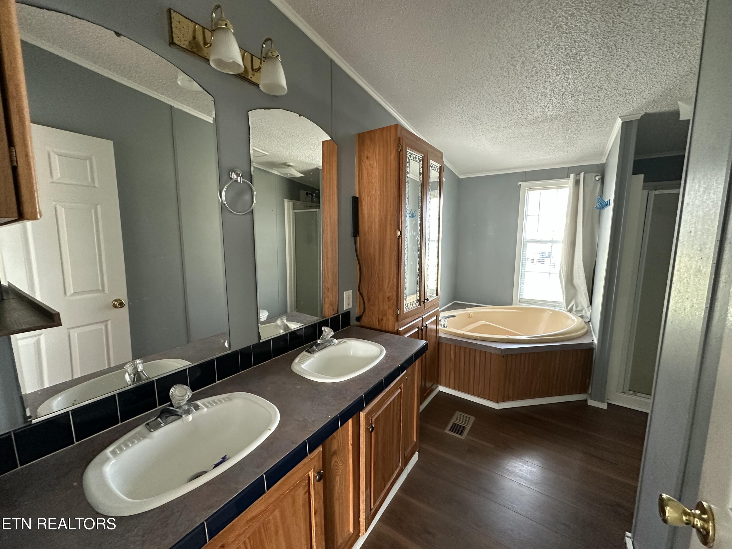 408 W Rathburn Street Rockwood TN 37854