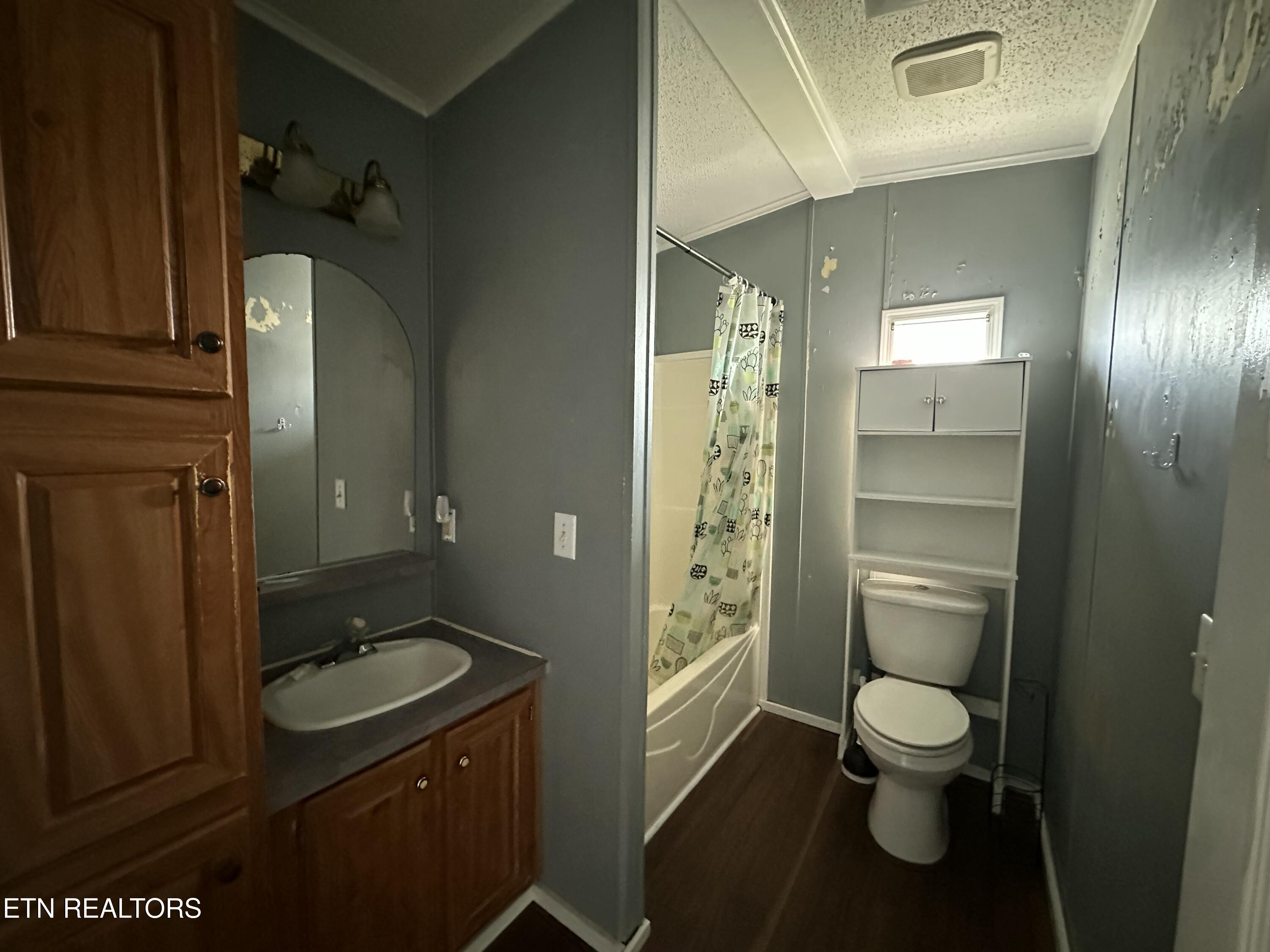 408 W Rathburn Street Rockwood TN 37854