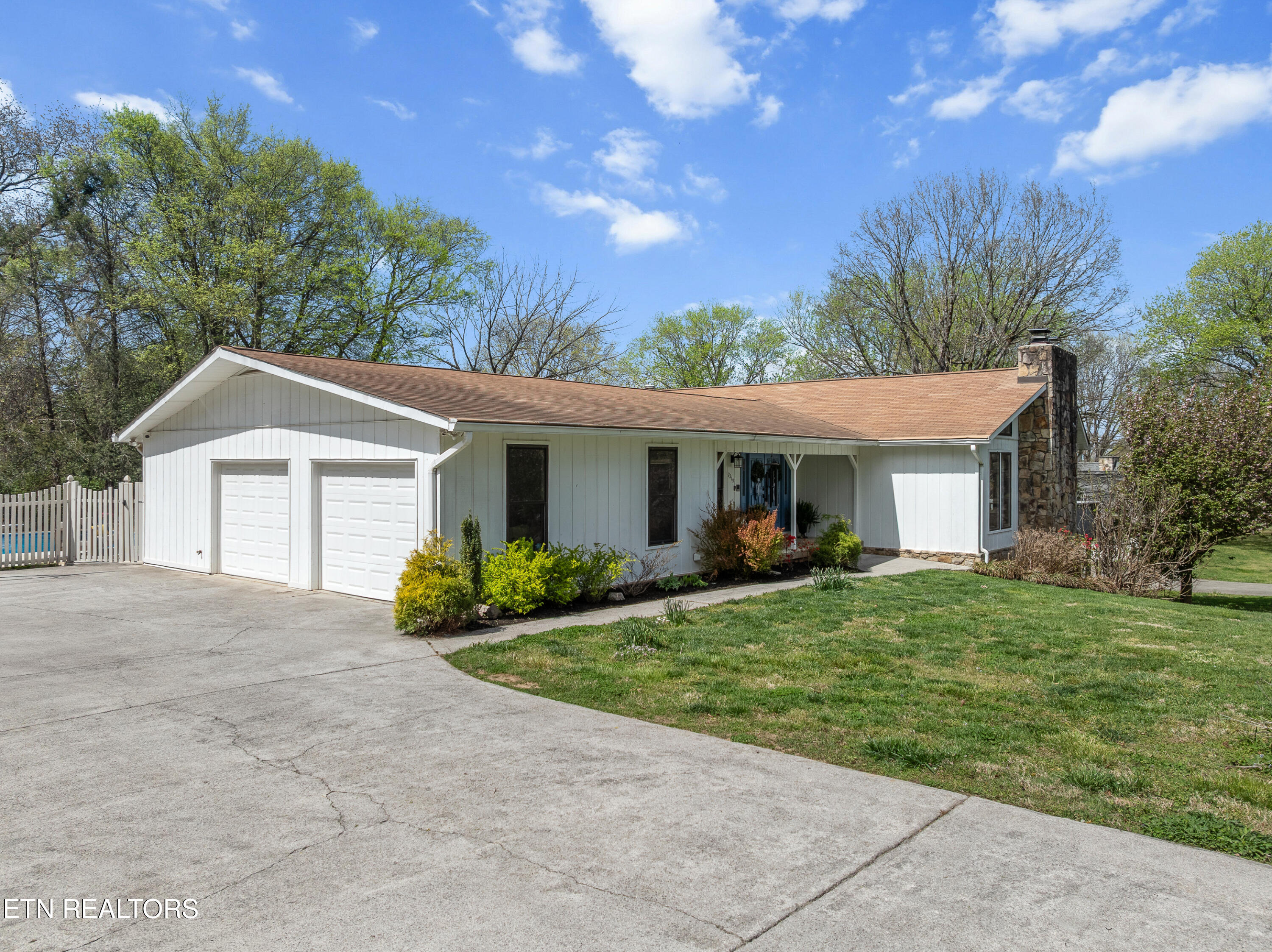 2219 Canterbury Circle Maryville TN 37803
