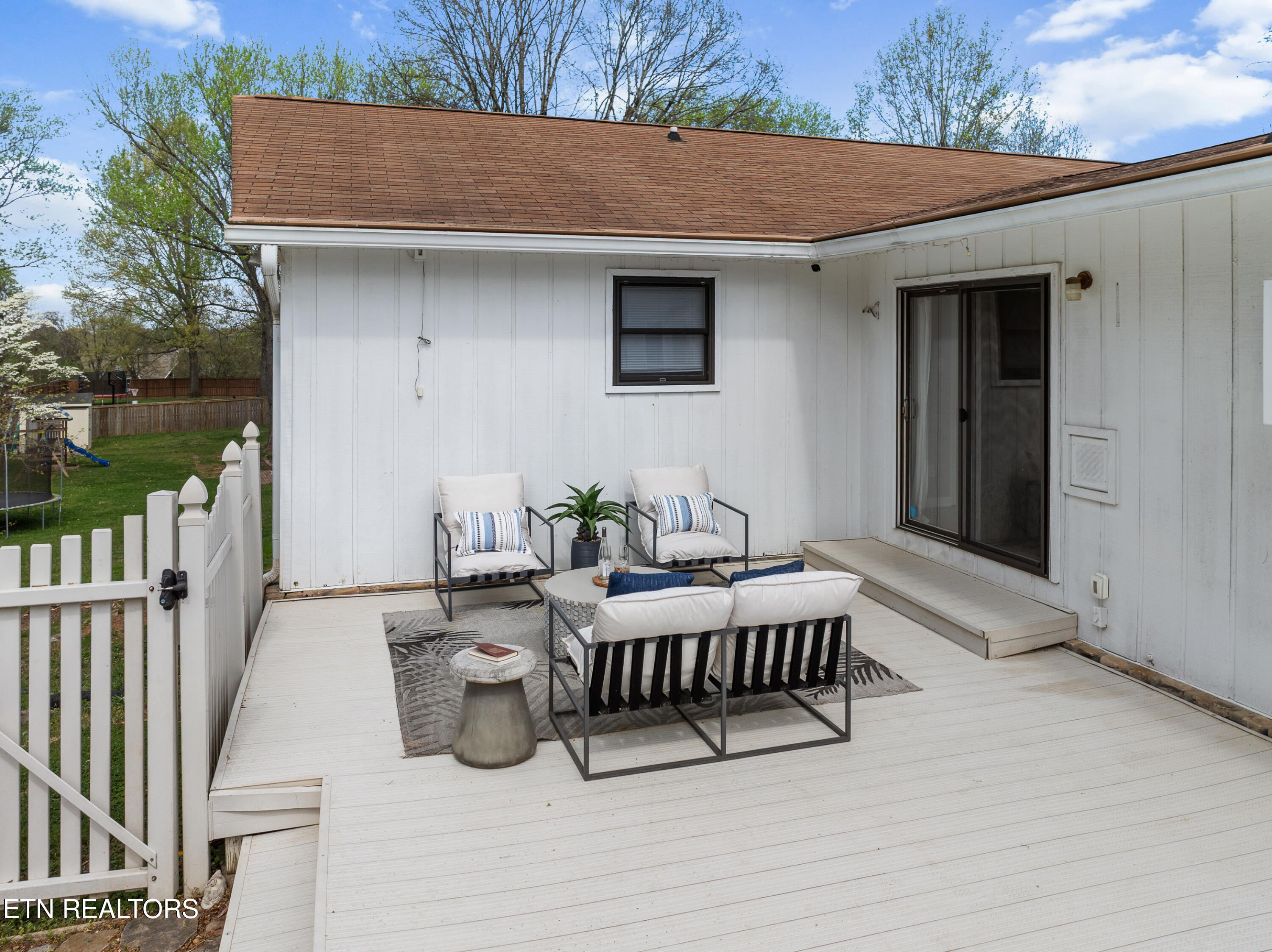 2219 Canterbury Circle Maryville TN 37803