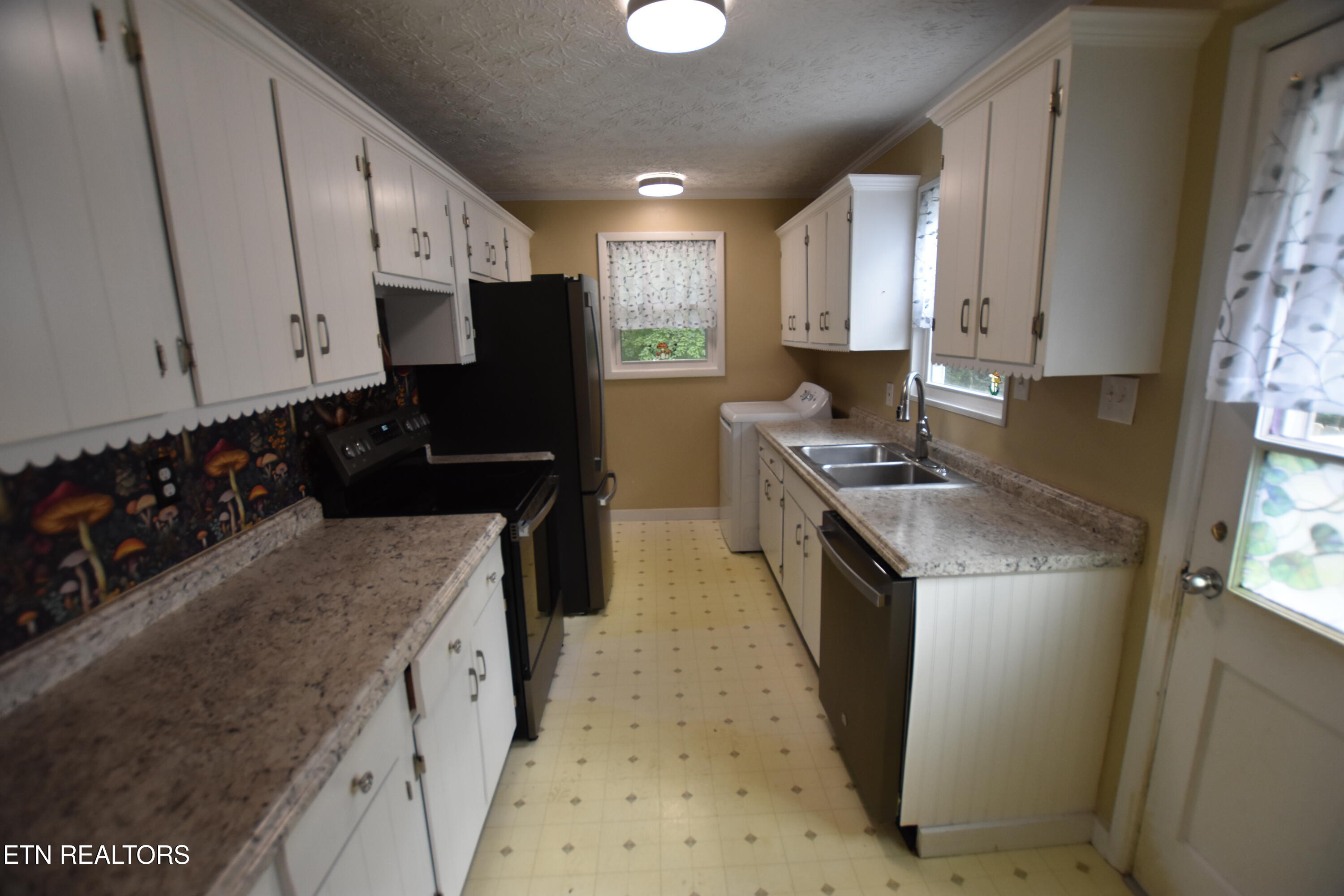 127 Amherst Lane Oak Ridge TN 37830