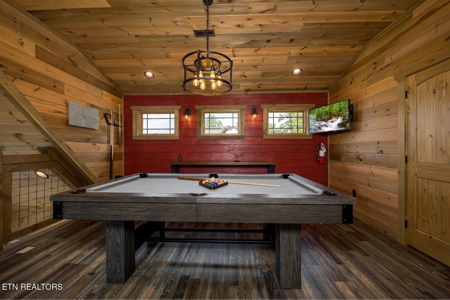 2520 Mountain Holly Way Sevierville TN 37862