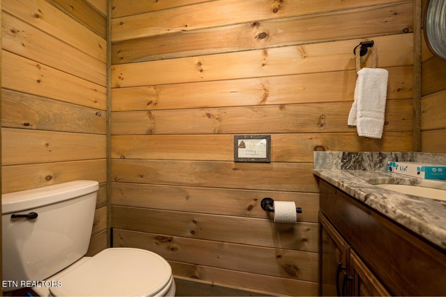 2520 Mountain Holly Way Sevierville TN 37862