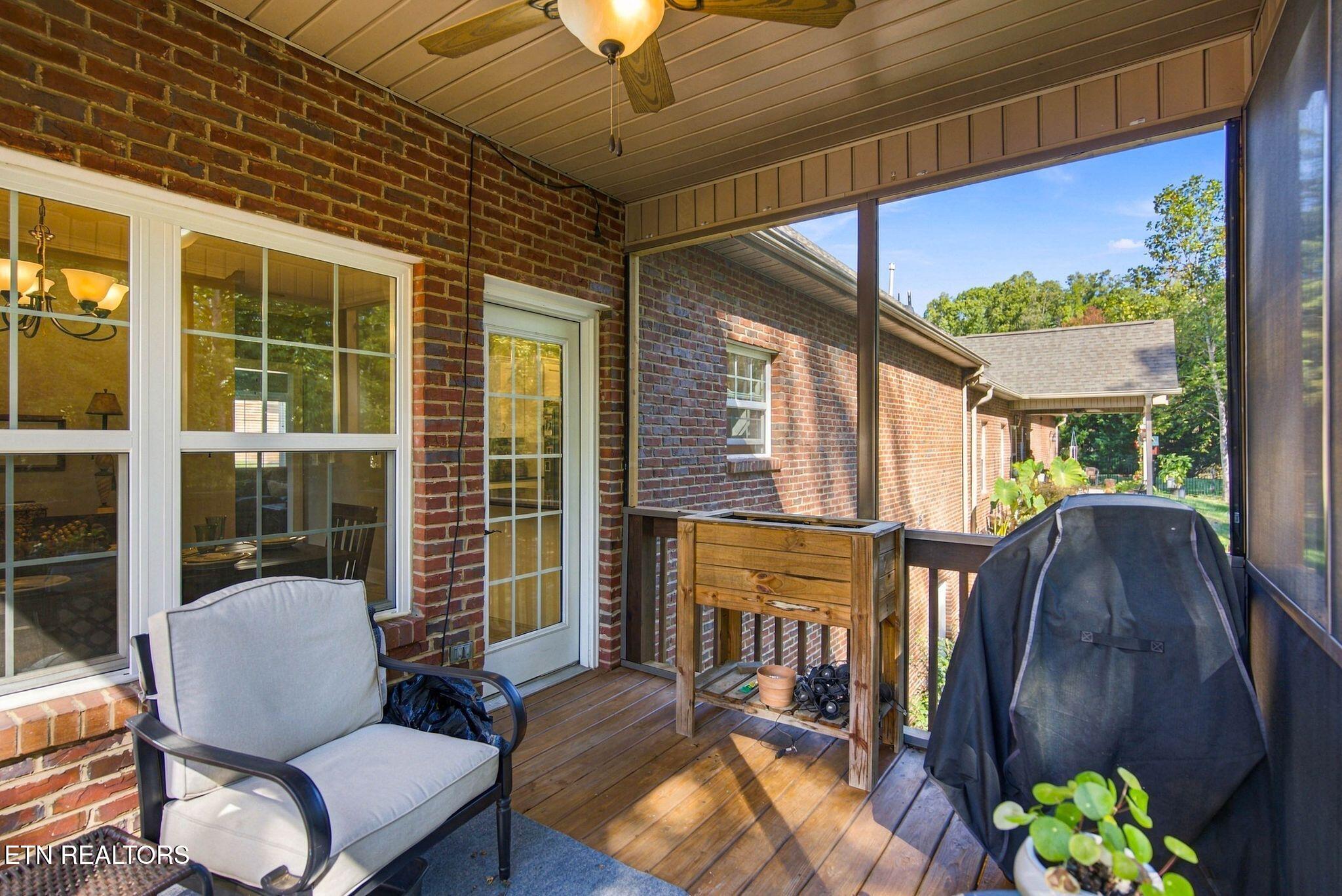 4232 Platinum Drive Knoxville TN 37938