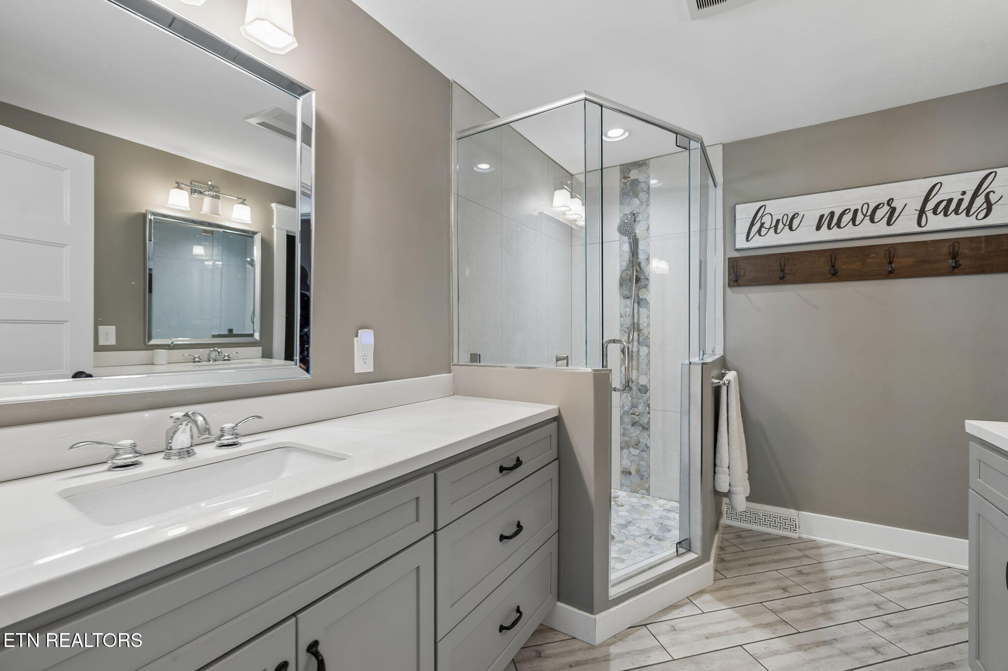 315 Miller Hollow Lane Rocky Top TN 37769