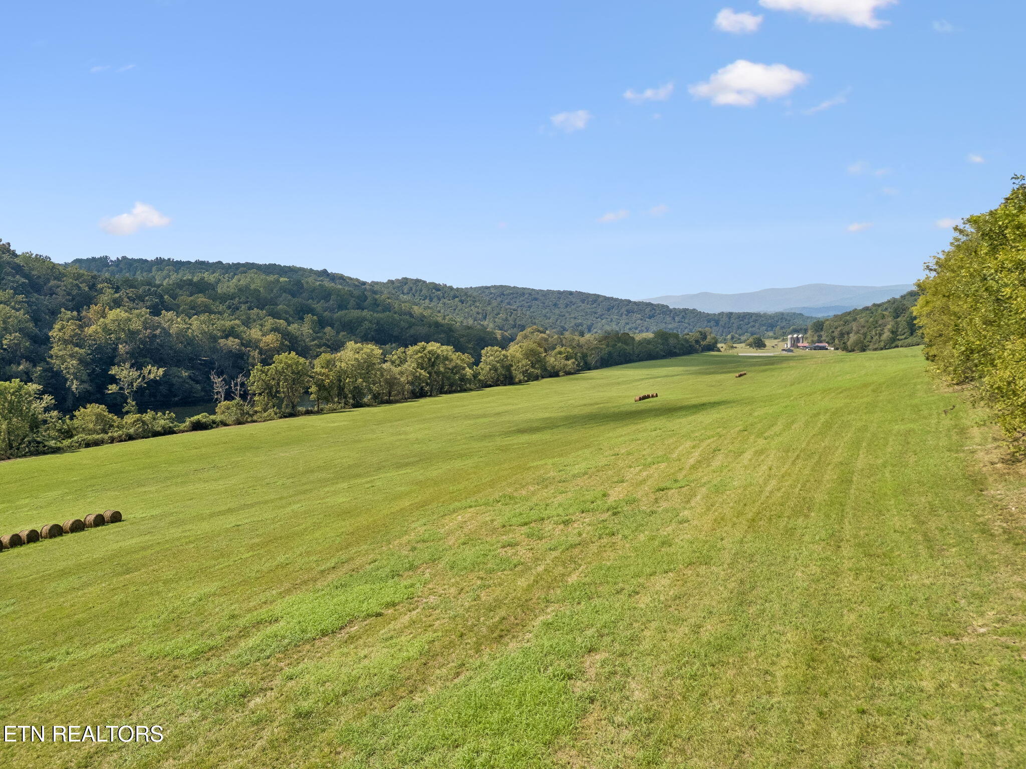 315 Miller Hollow Lane Rocky Top TN 37769