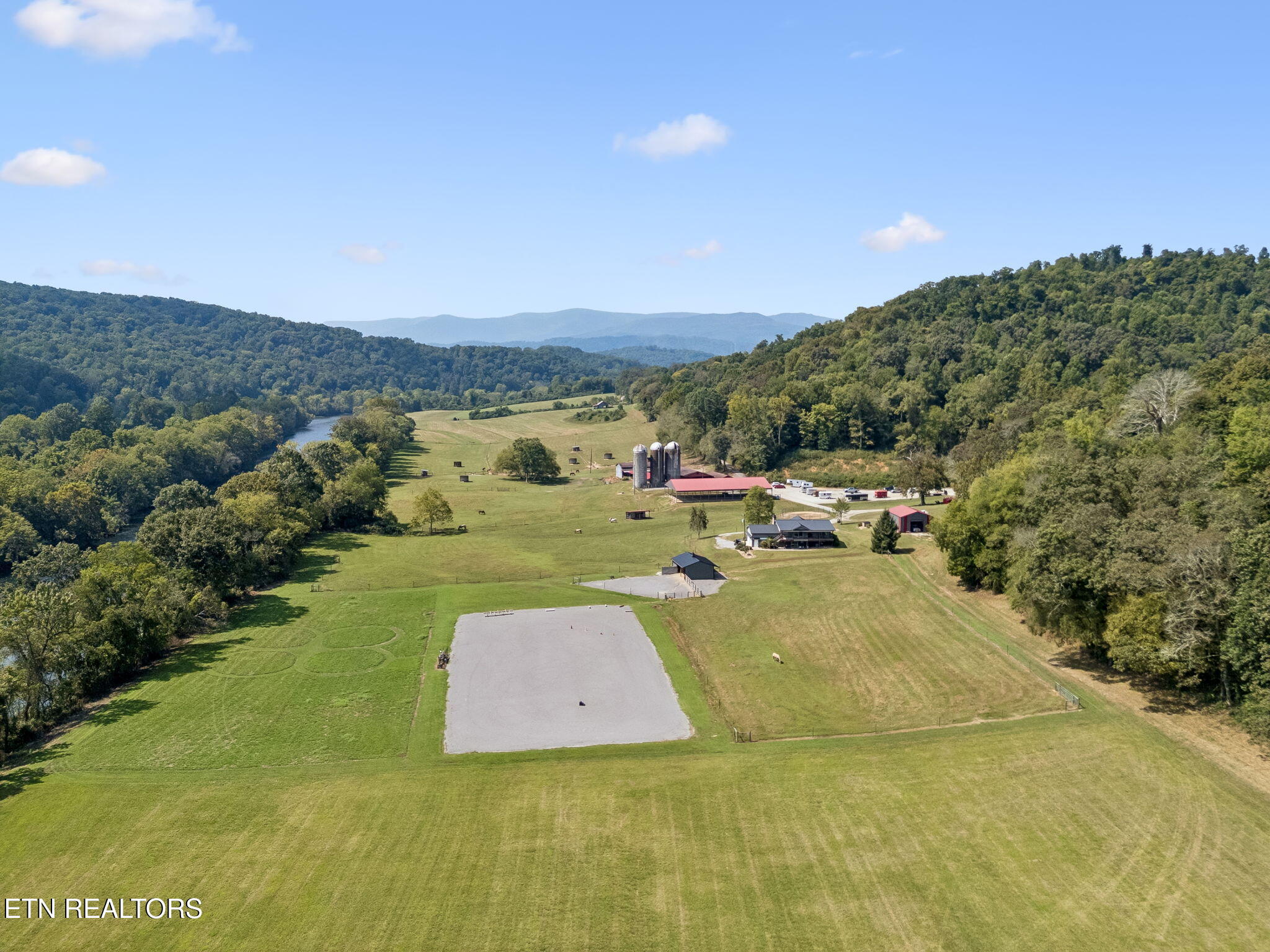 315 Miller Hollow Lane Rocky Top TN 37769