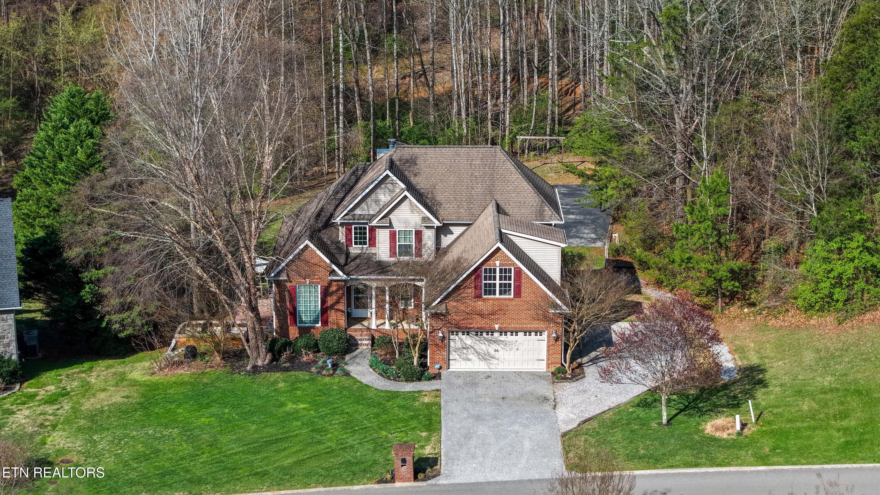 8127 Campbells Point Road Corryton TN 37721
