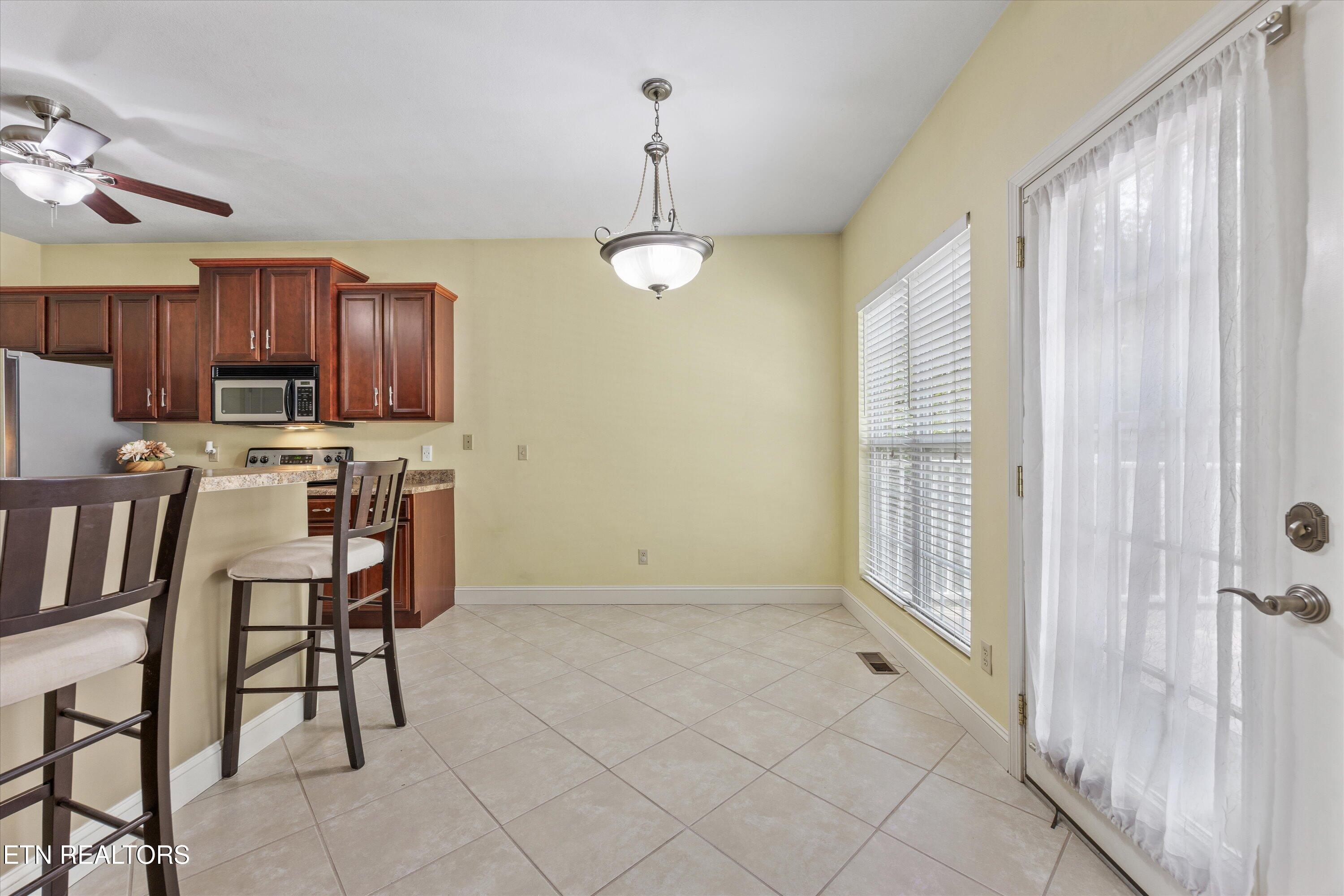 8127 Campbells Point Road Corryton TN 37721