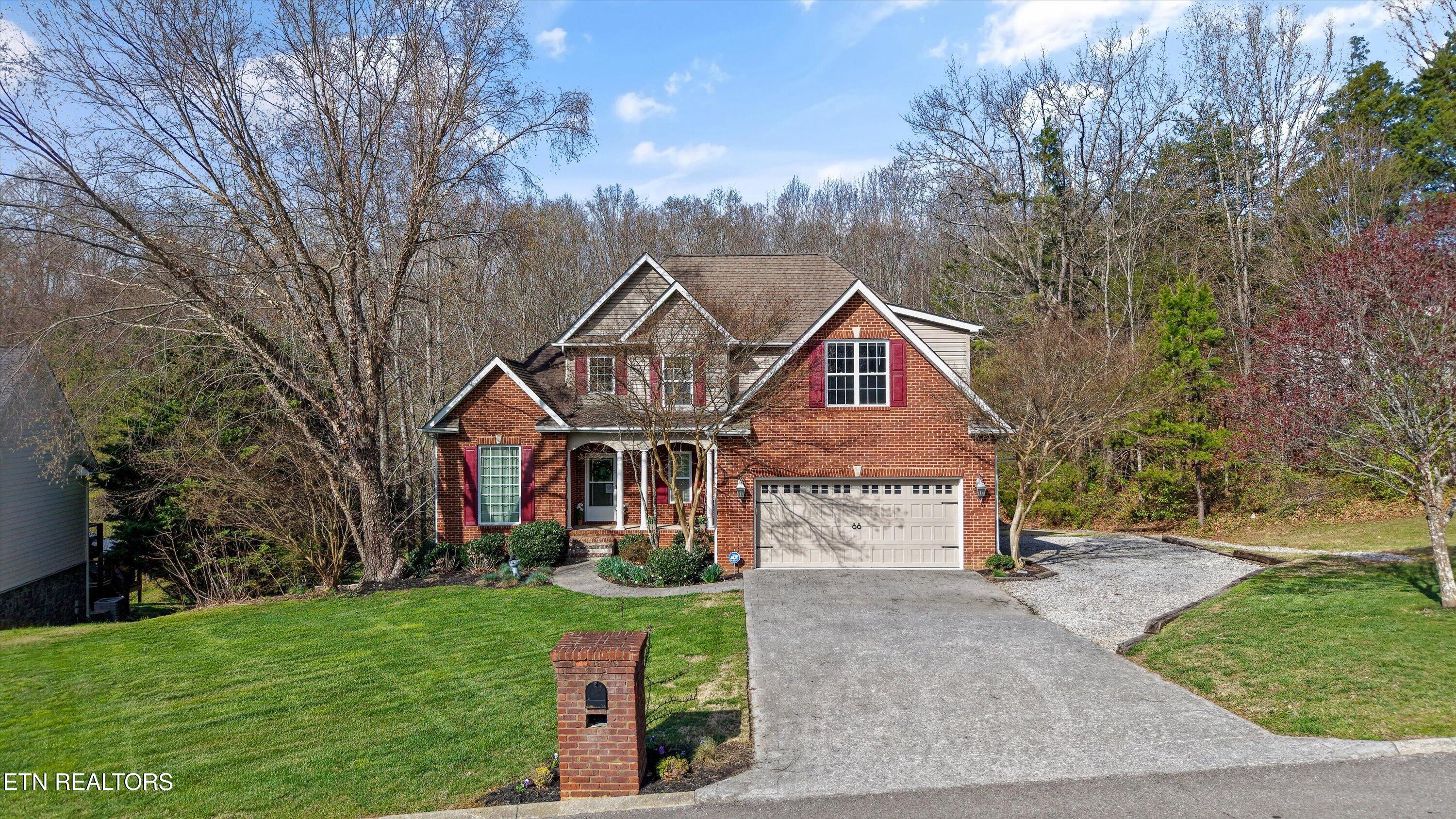 8127 Campbells Point Road Corryton TN 37721