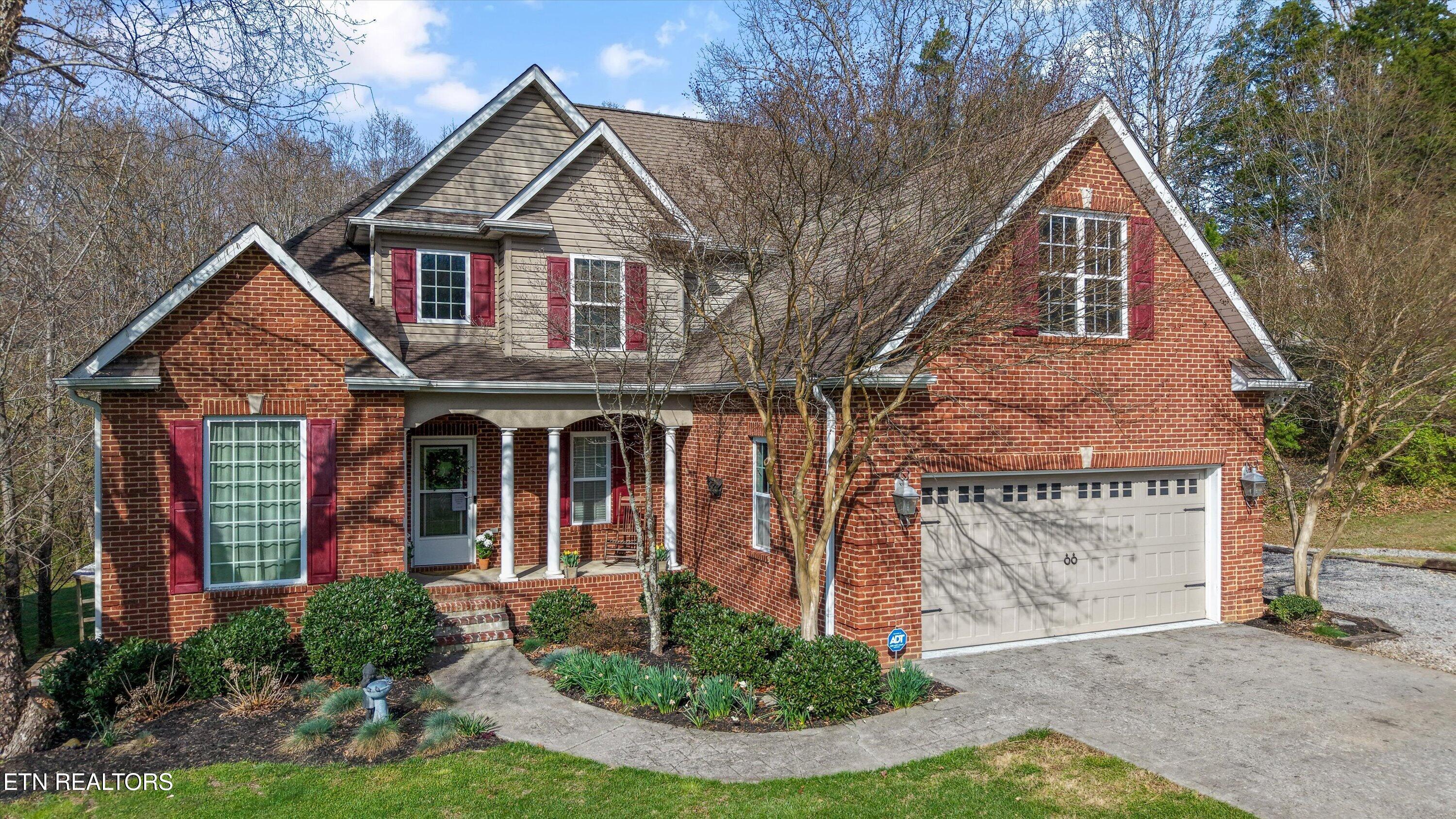8127 Campbells Point Road Corryton TN 37721