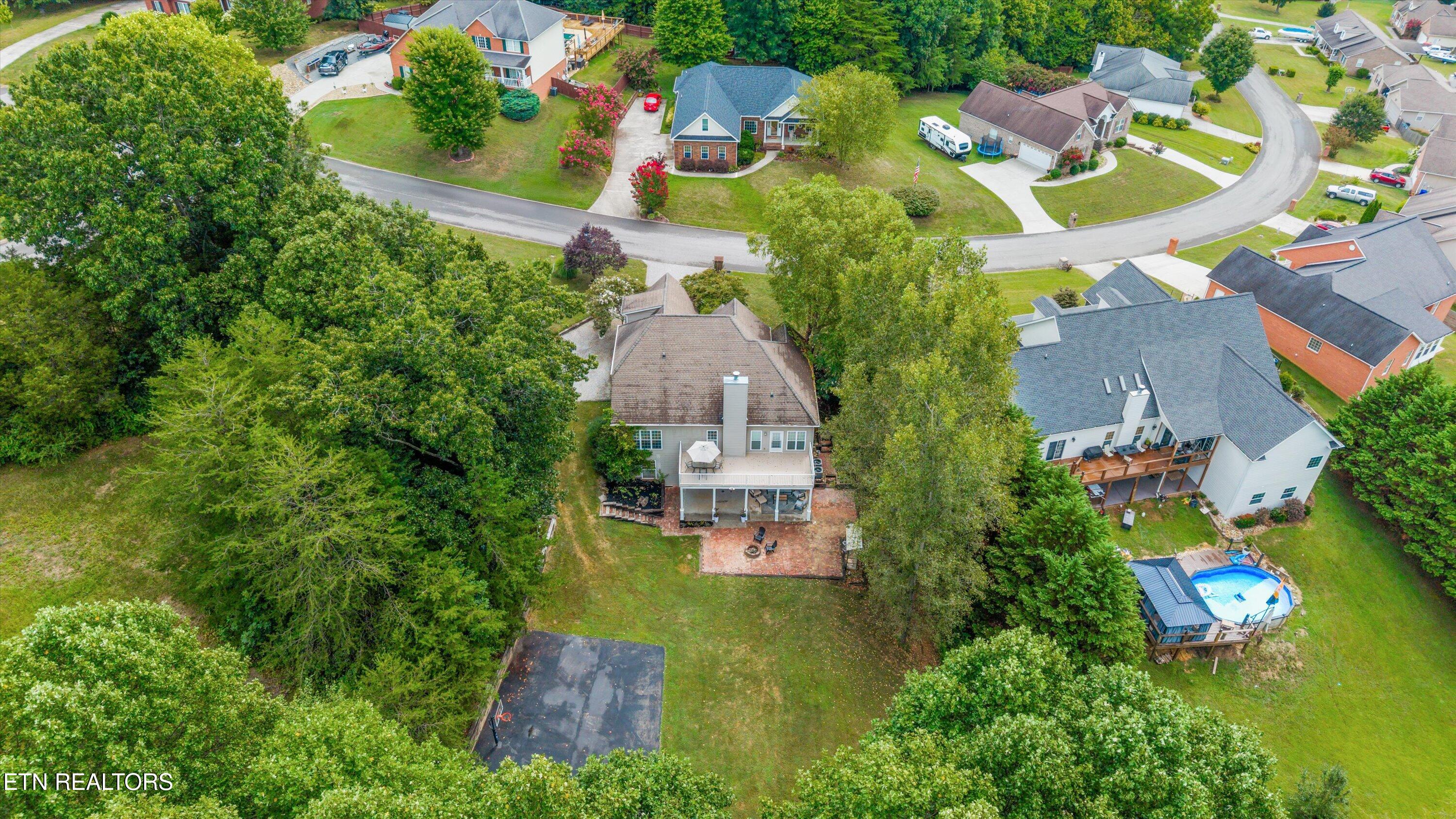 8127 Campbells Point Road Corryton TN 37721