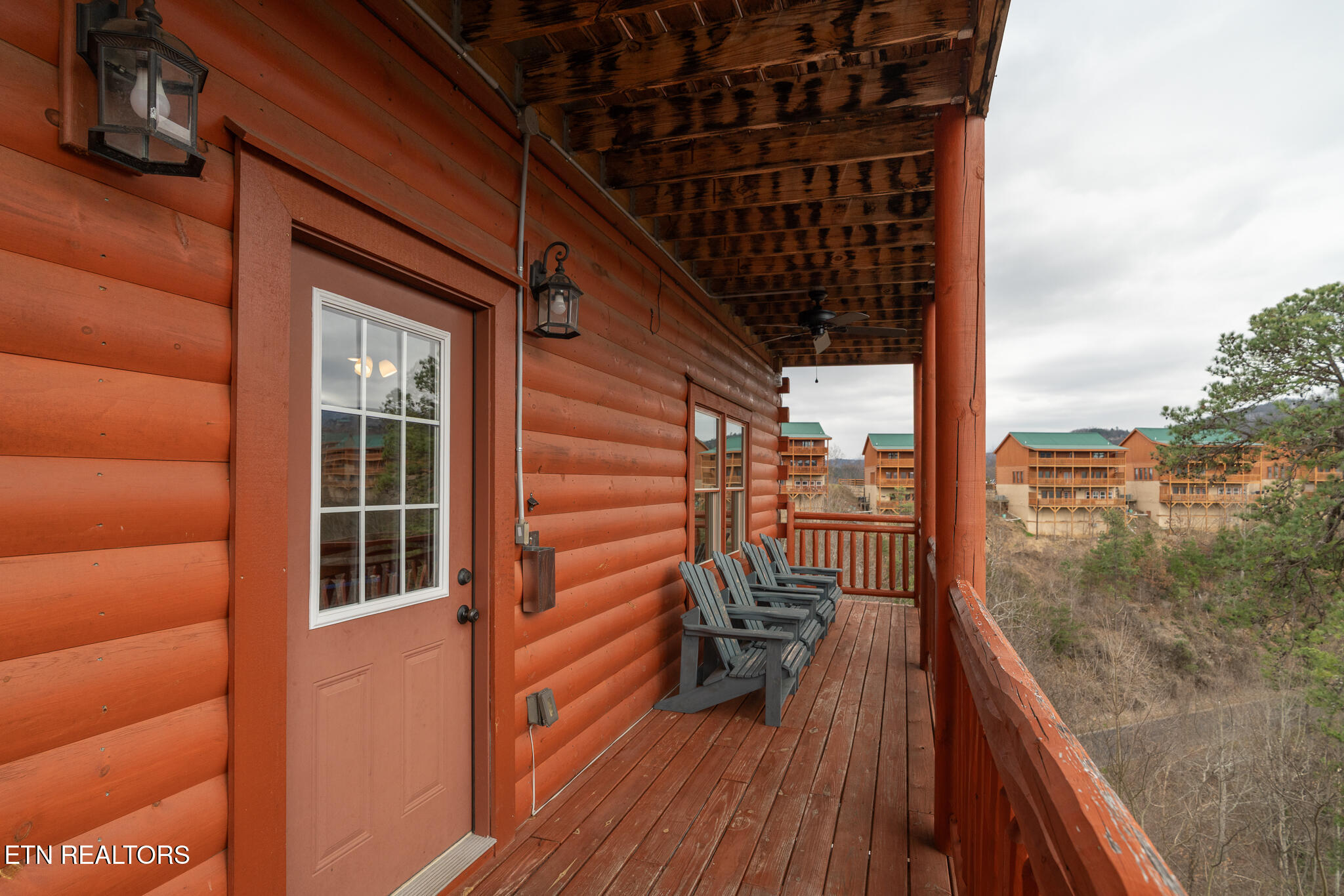 2517 Laurel Point Way Sevierville TN 37862