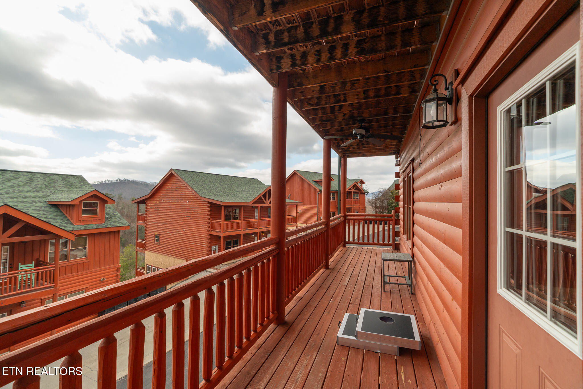 2517 Laurel Point Way Sevierville TN 37862