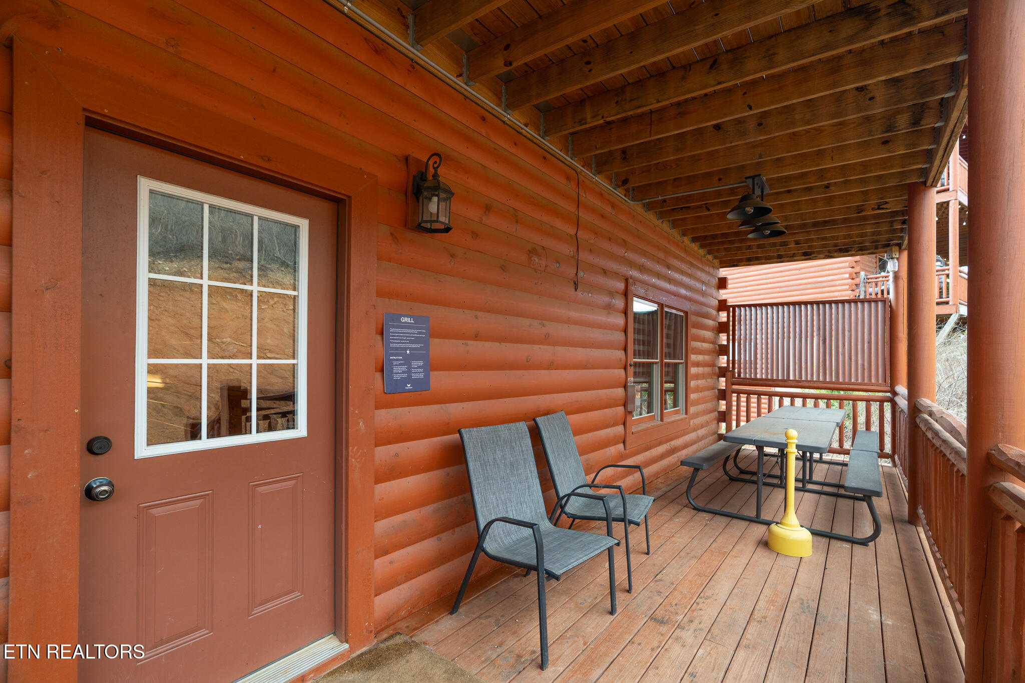2517 Laurel Point Way Sevierville TN 37862