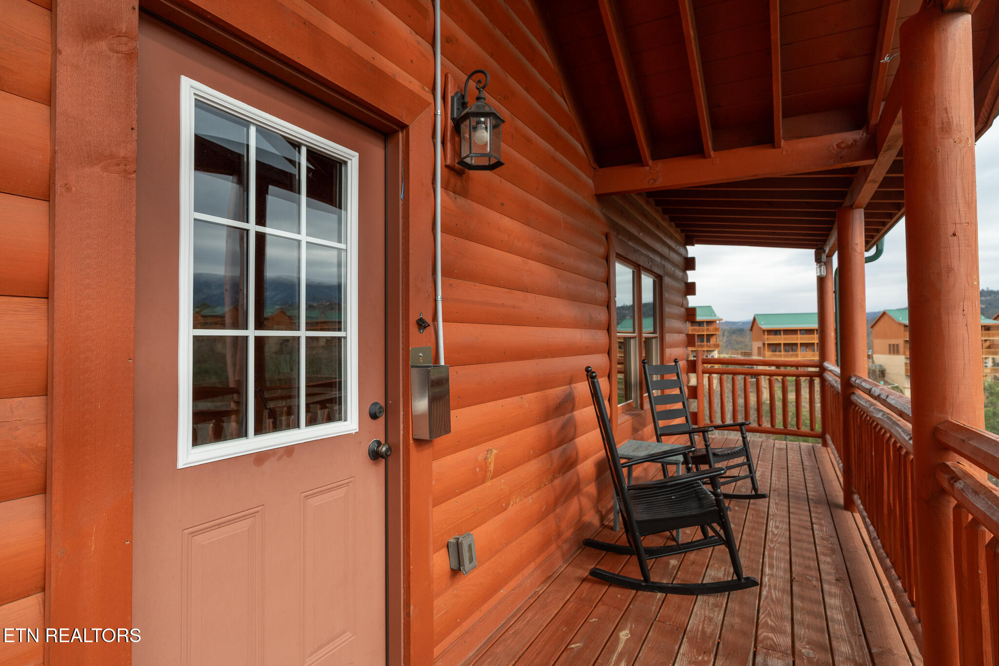 2517 Laurel Point Way Sevierville TN 37862