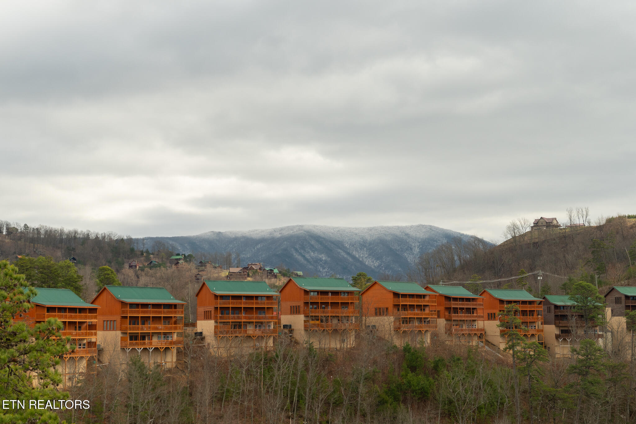 2517 Laurel Point Way Sevierville TN 37862