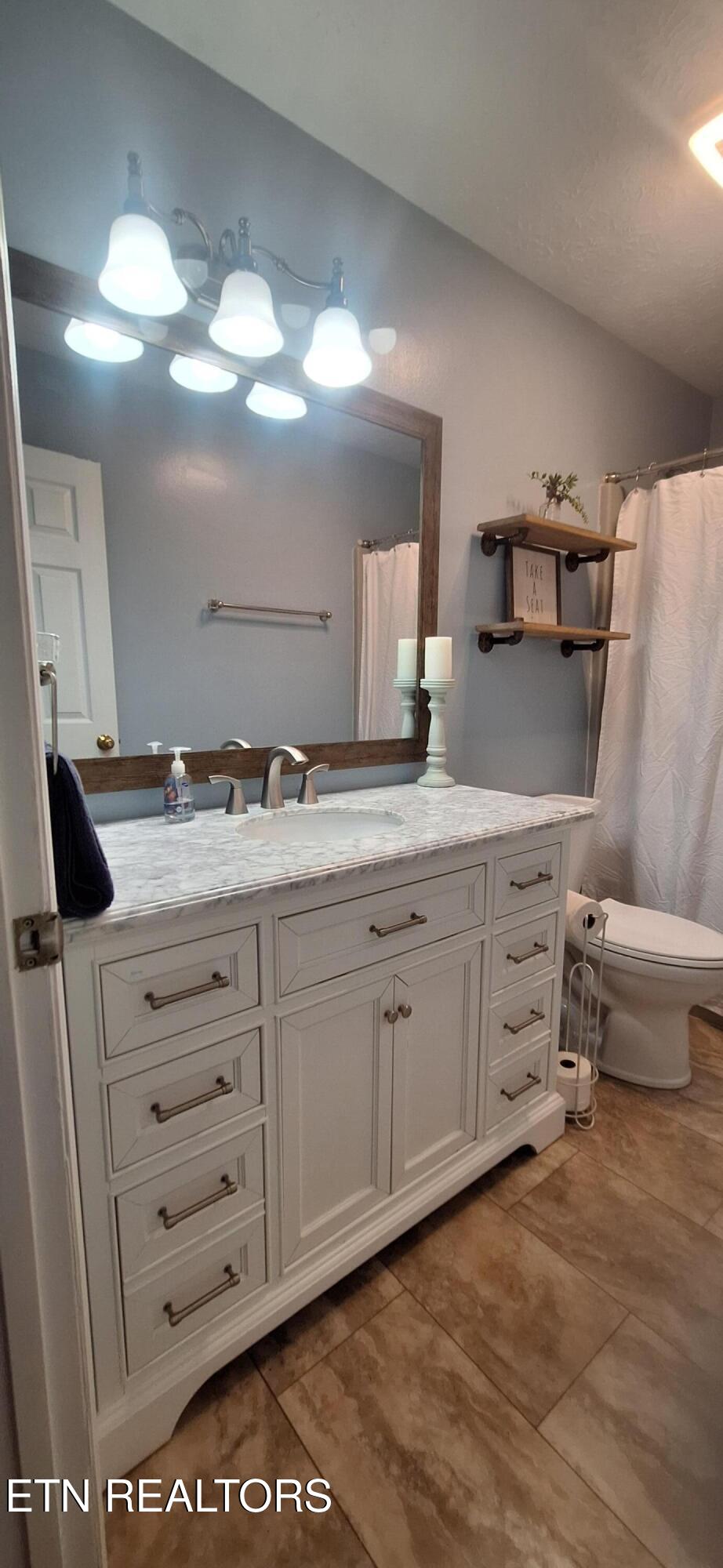 7905 Whitcomb Road Powell TN 37849