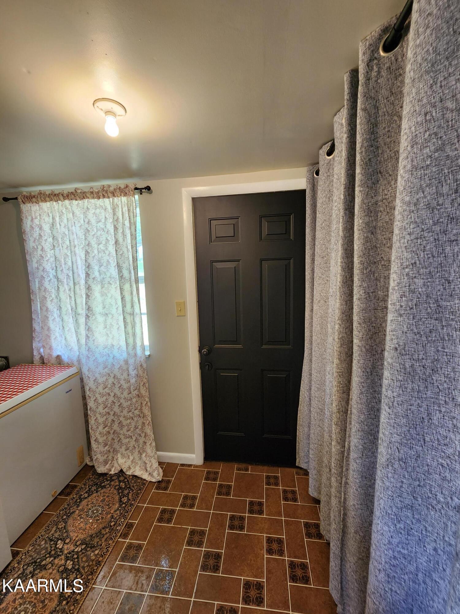 714 Steekee Street Loudon TN 37774