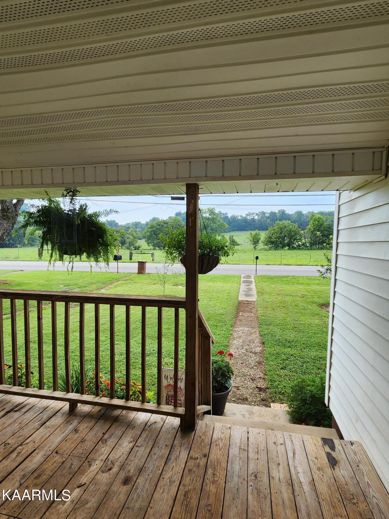 714 Steekee Street Loudon TN 37774