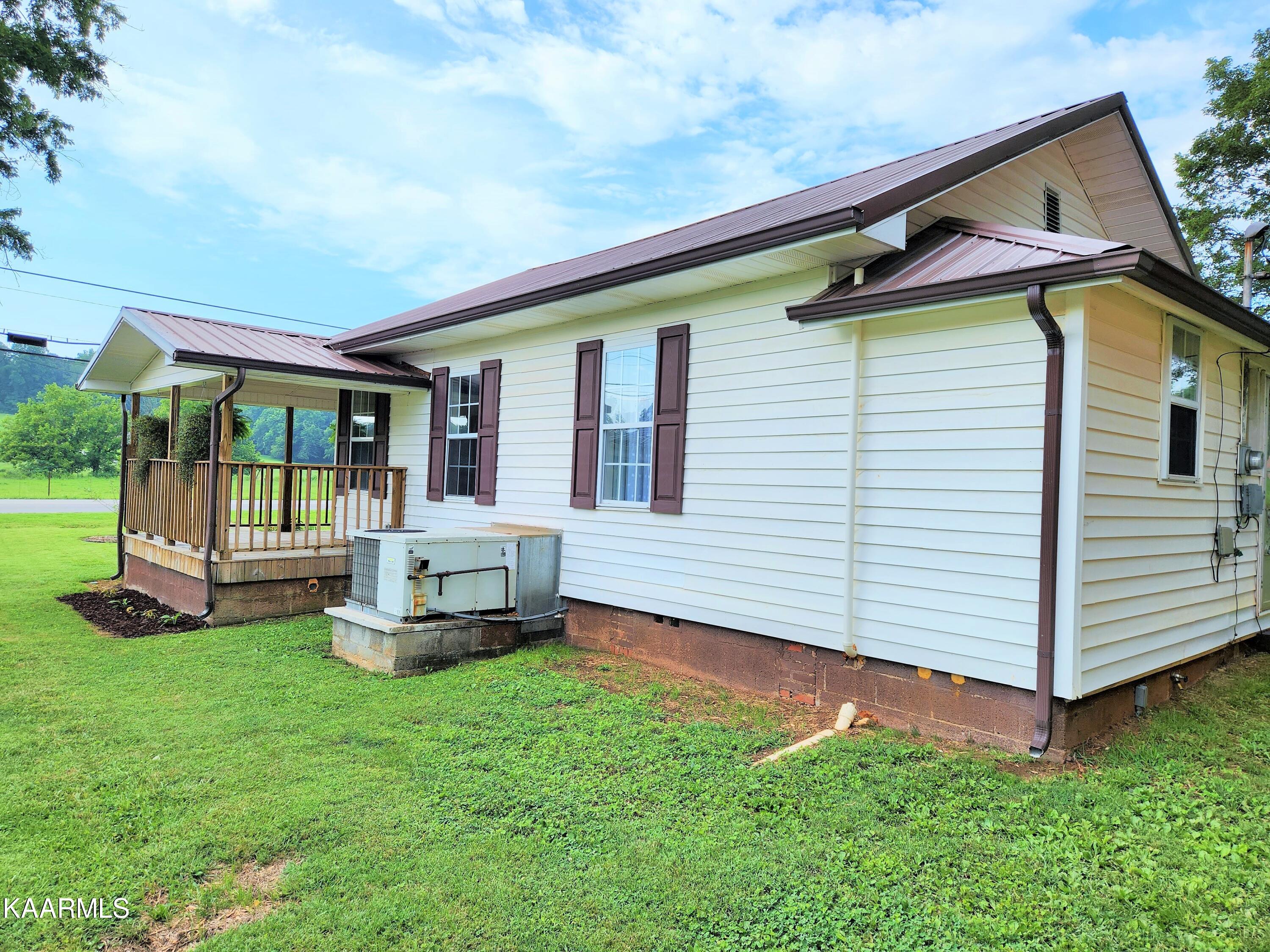 714 Steekee Street Loudon TN 37774