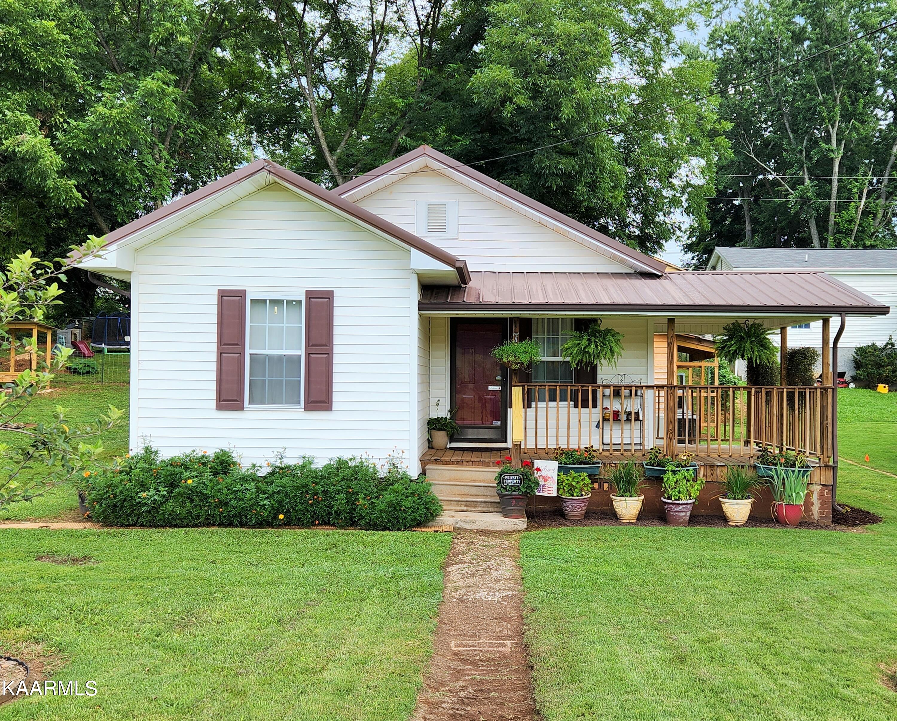 714 Steekee Street Loudon TN 37774