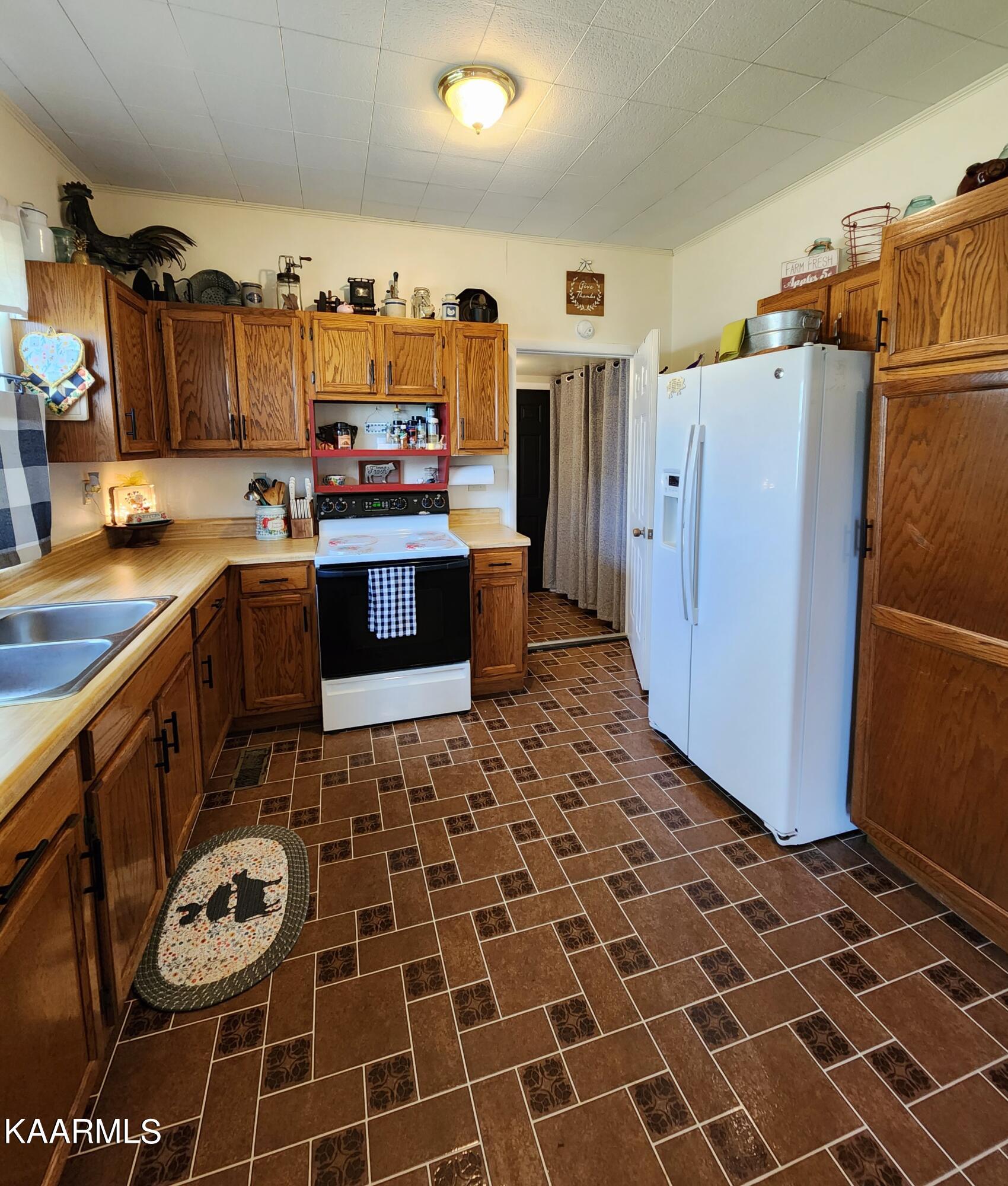 714 Steekee Street Loudon TN 37774