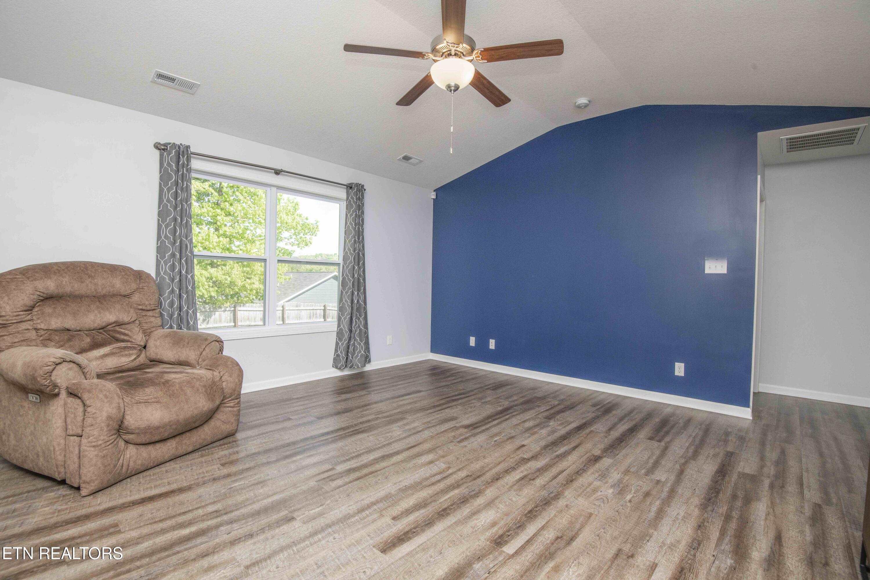 329 Contentment Lane Knoxville TN 37920