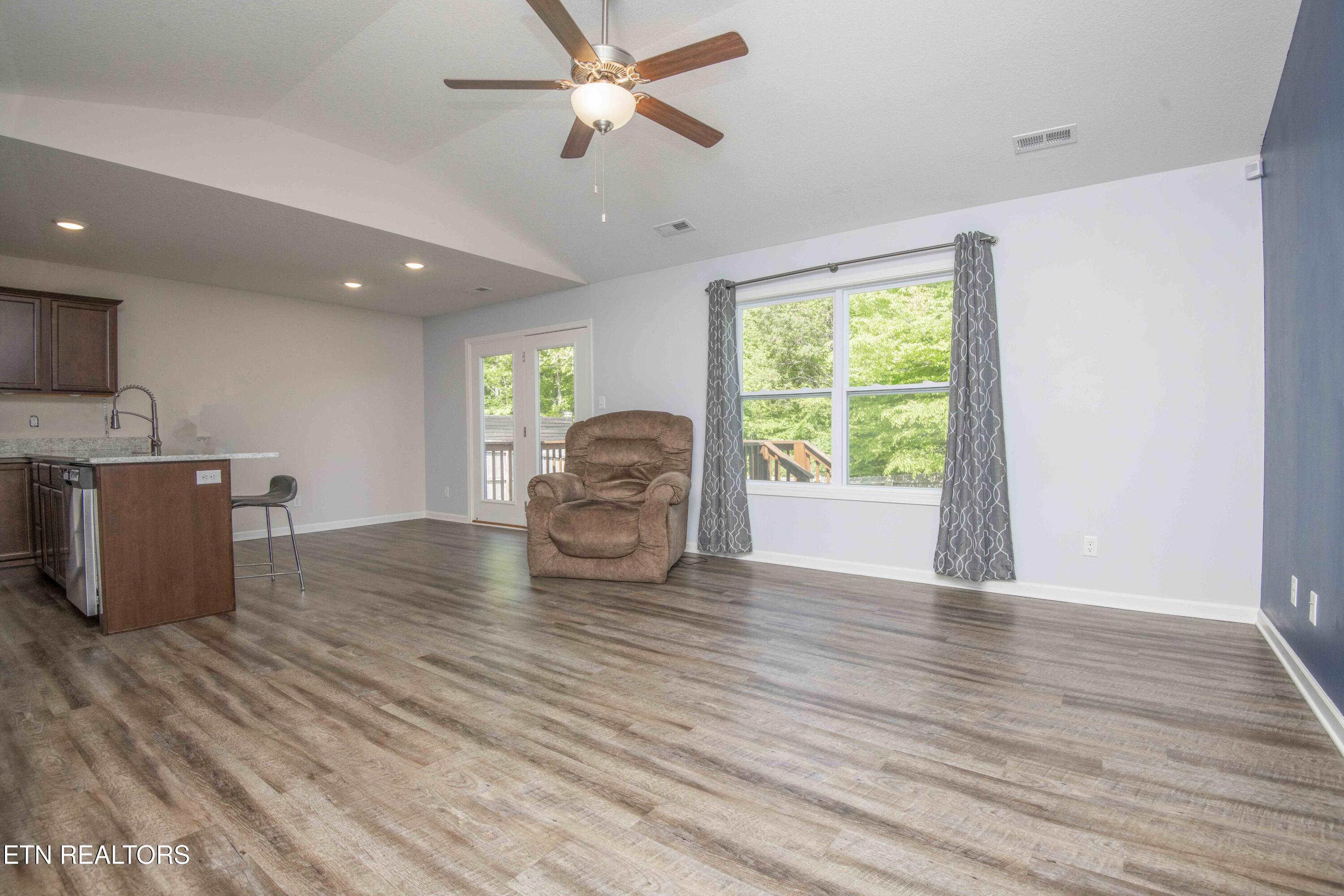 329 Contentment Lane Knoxville TN 37920